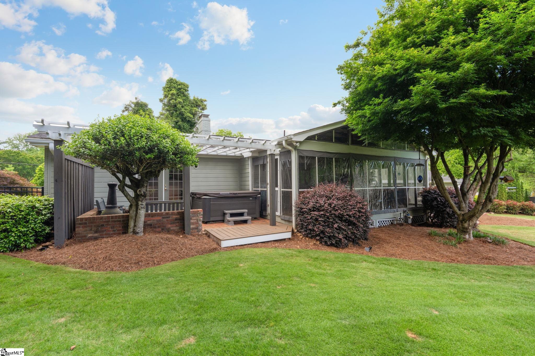 main property photo 41