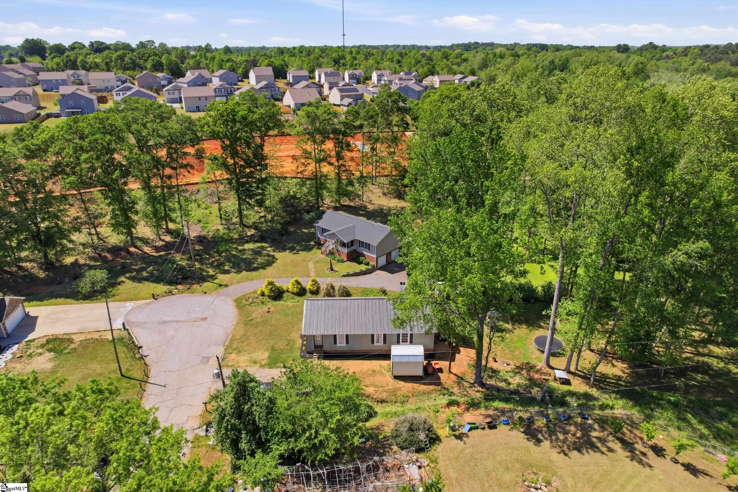 main property photo 25