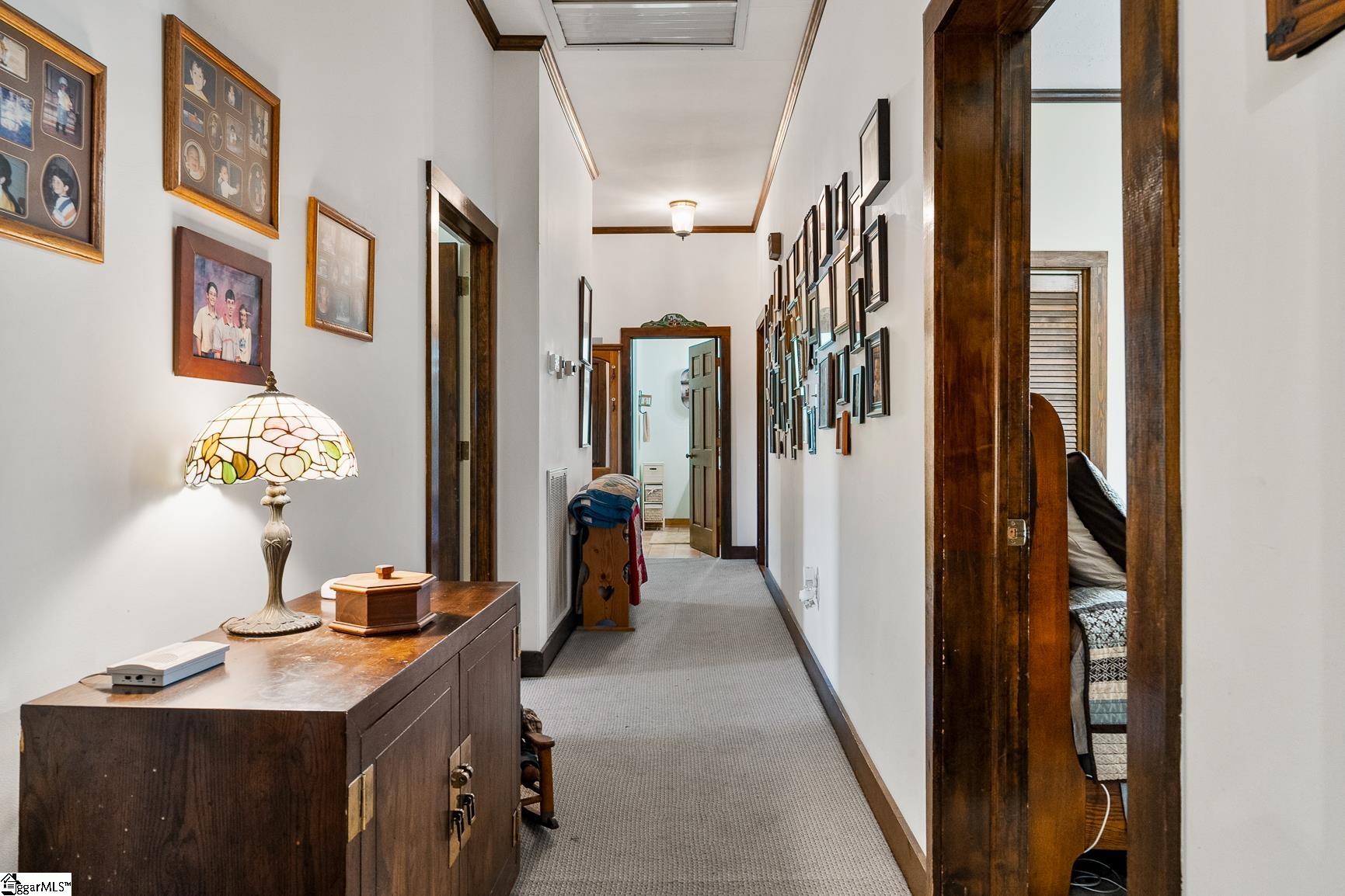 property viewer photo 4