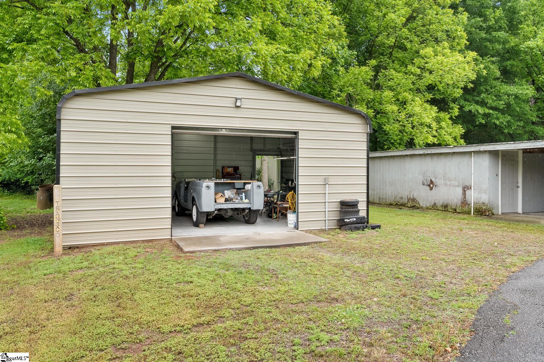 main property photo 42