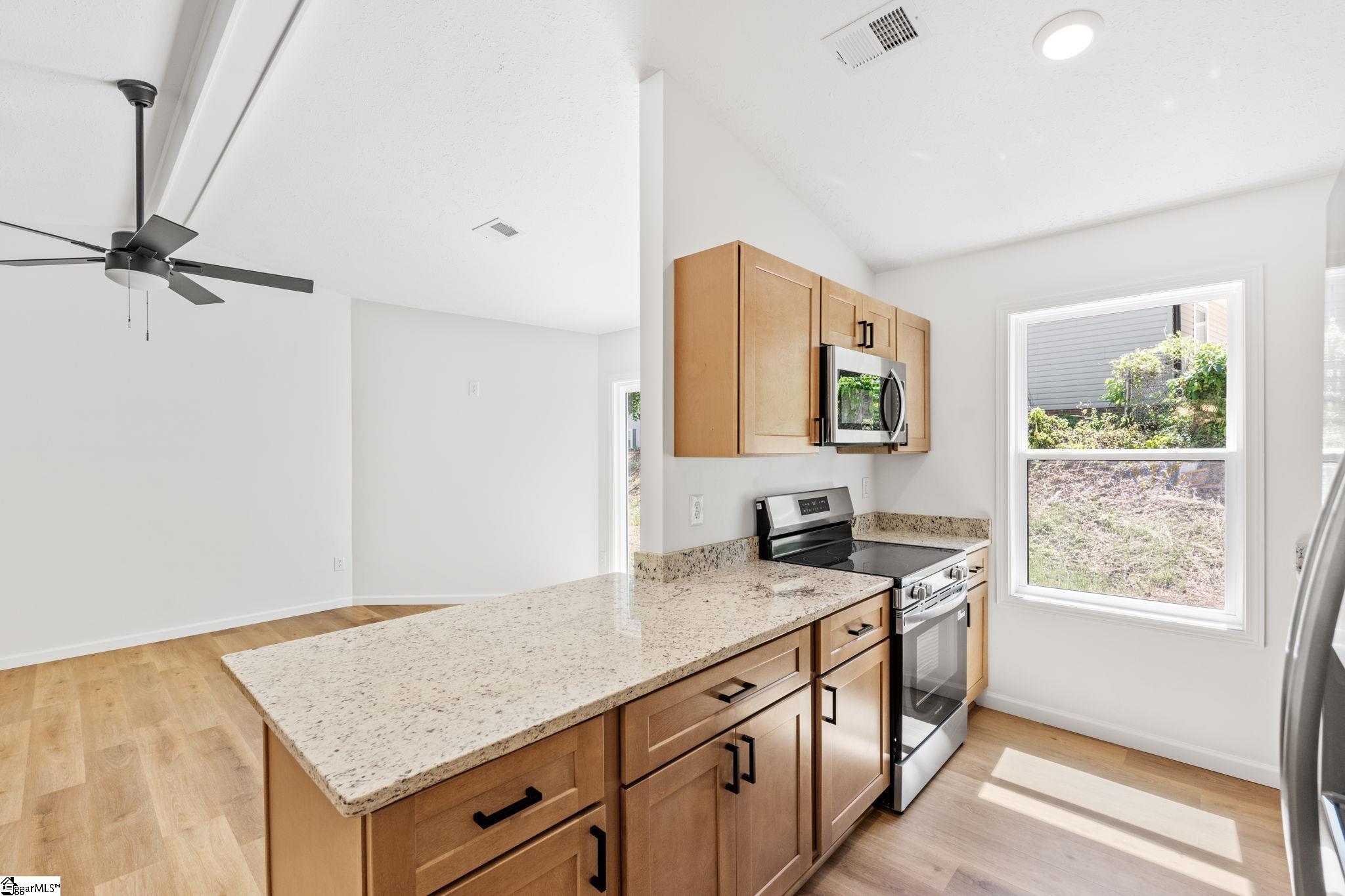 property viewer photo 10