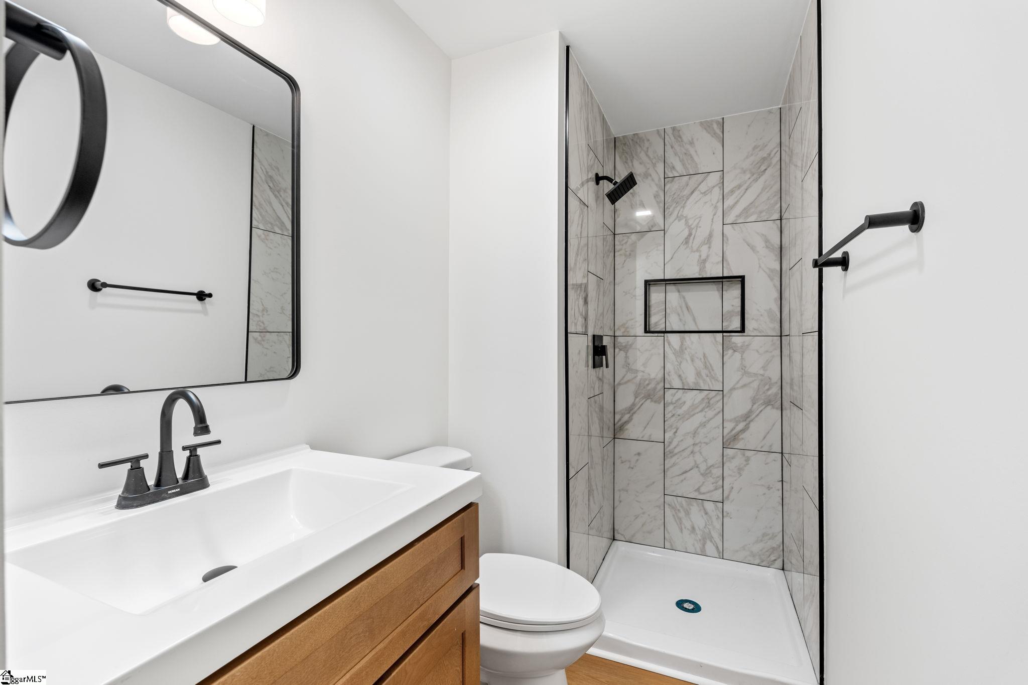 property viewer photo 15