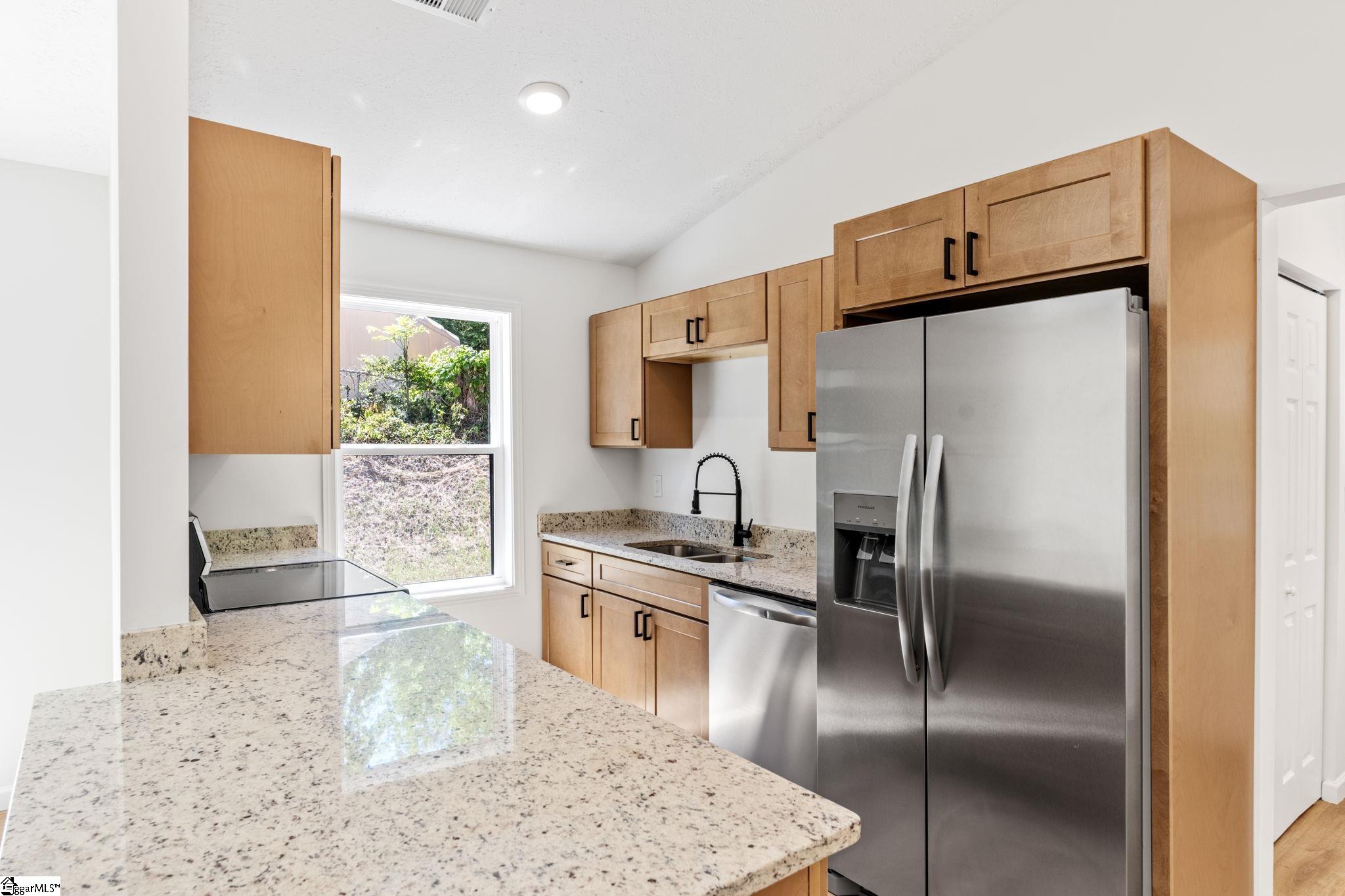 property viewer photo 9