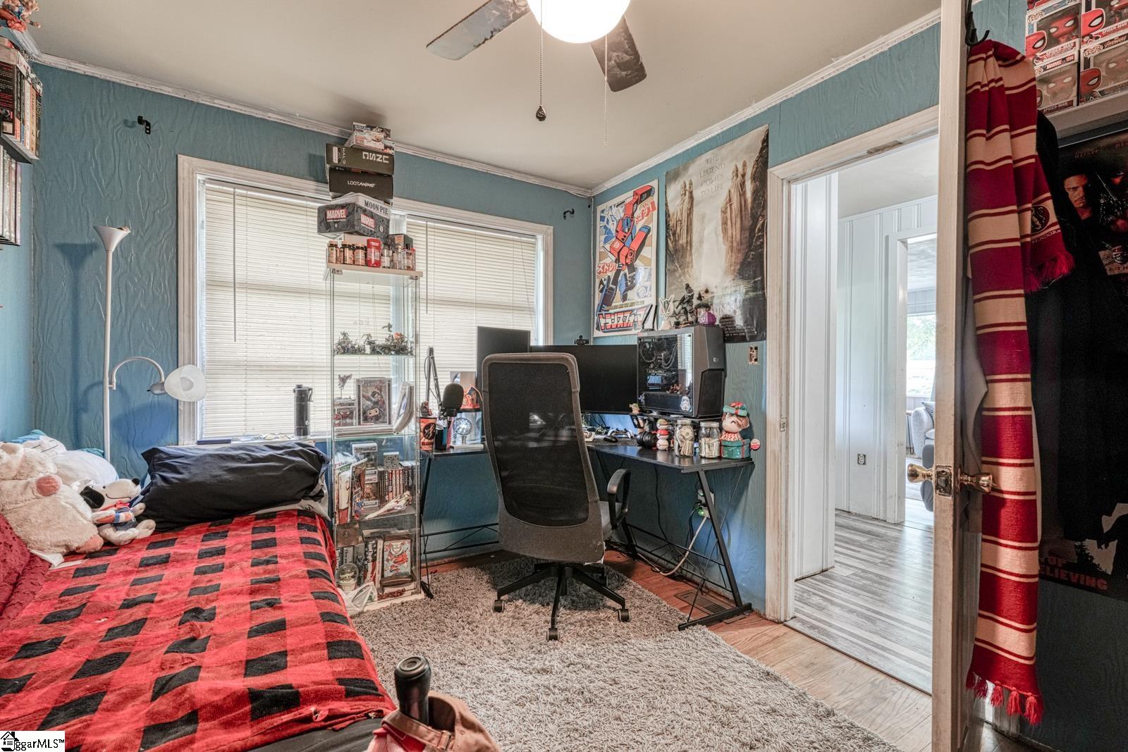 main property photo 17