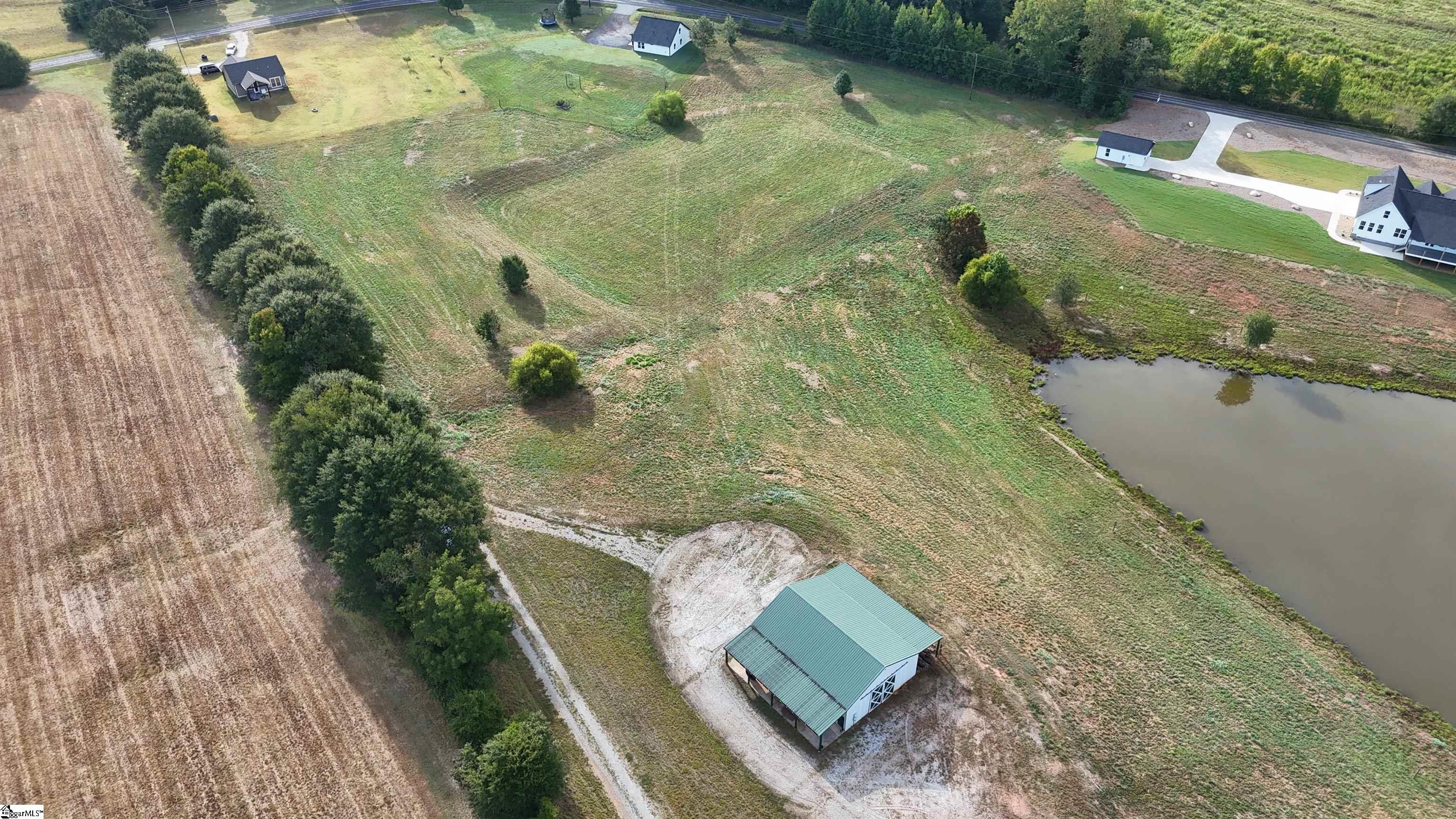 main property photo 16