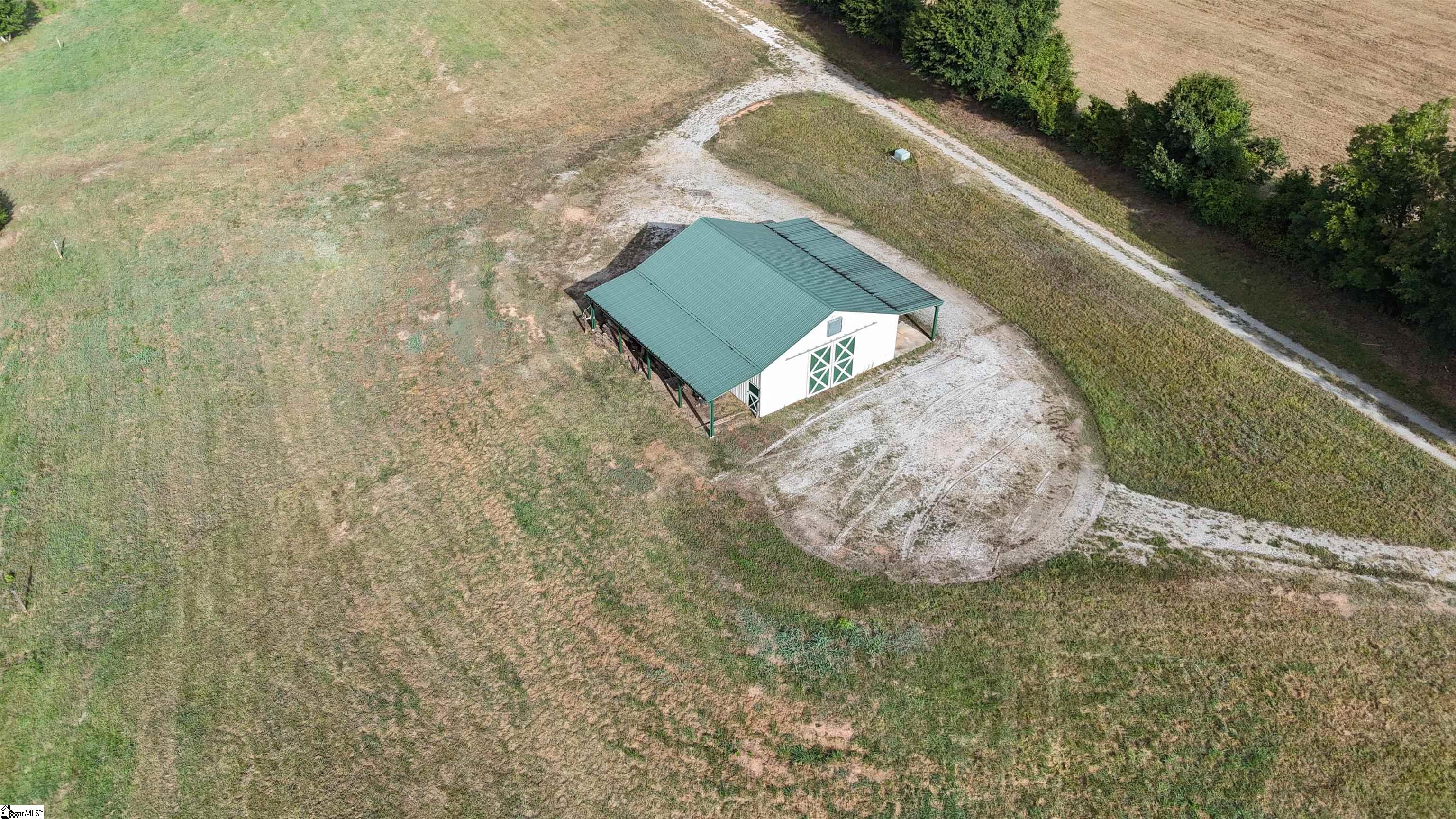 main property photo 9