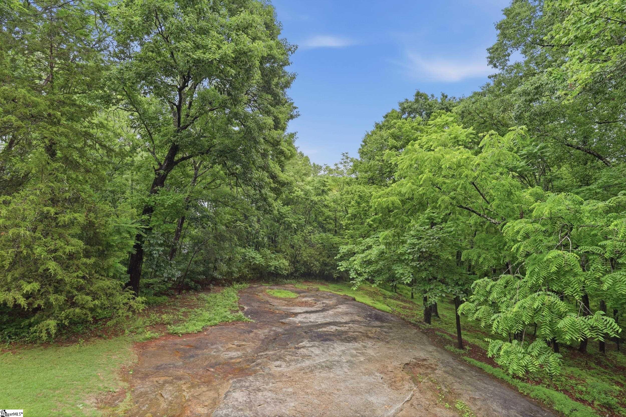 main property photo 45
