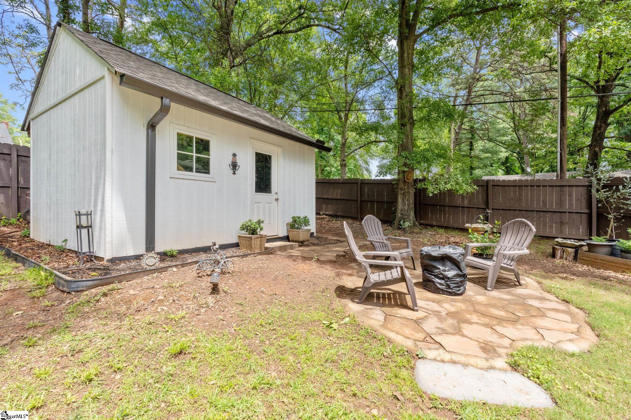 main property photo 43