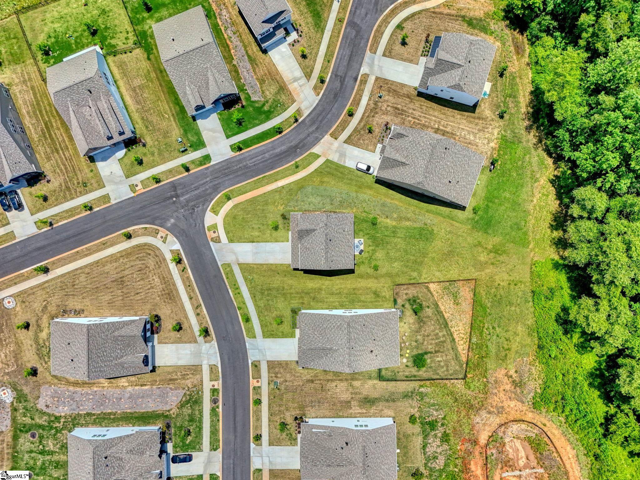 main property photo 47