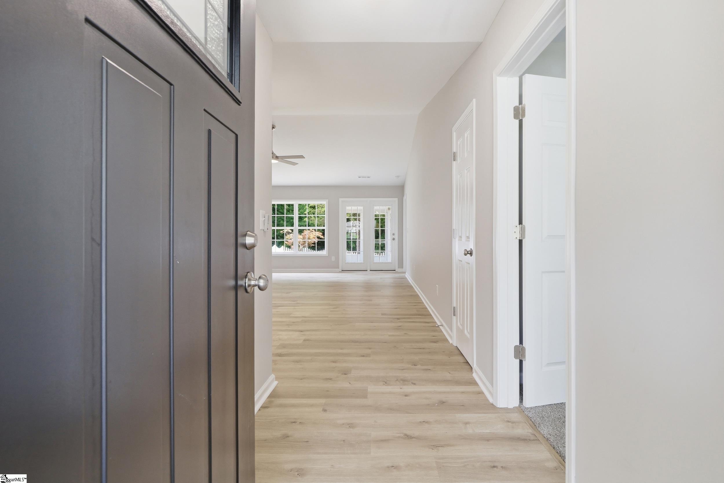 property viewer photo 2