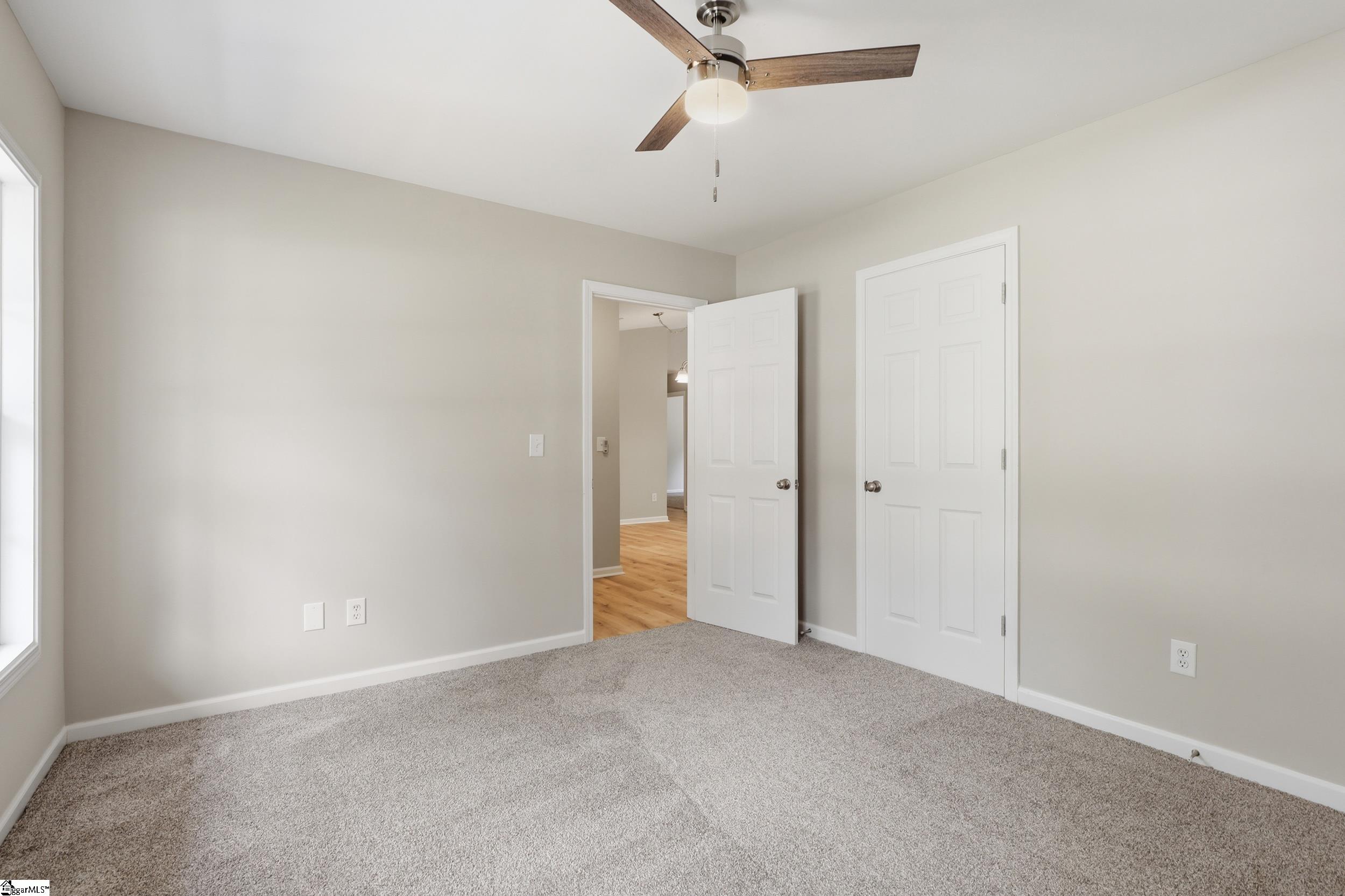 property viewer photo 20