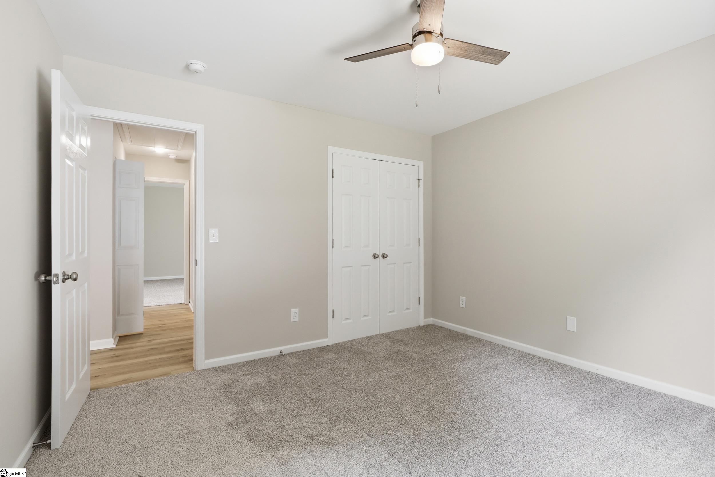 property viewer photo 23