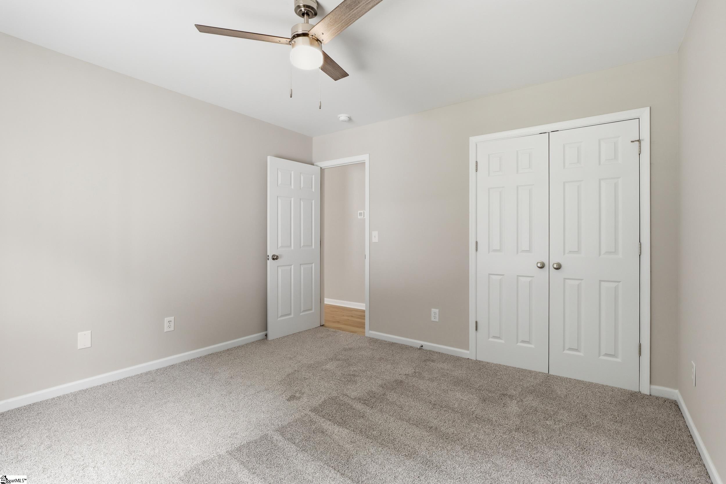 property viewer photo 24