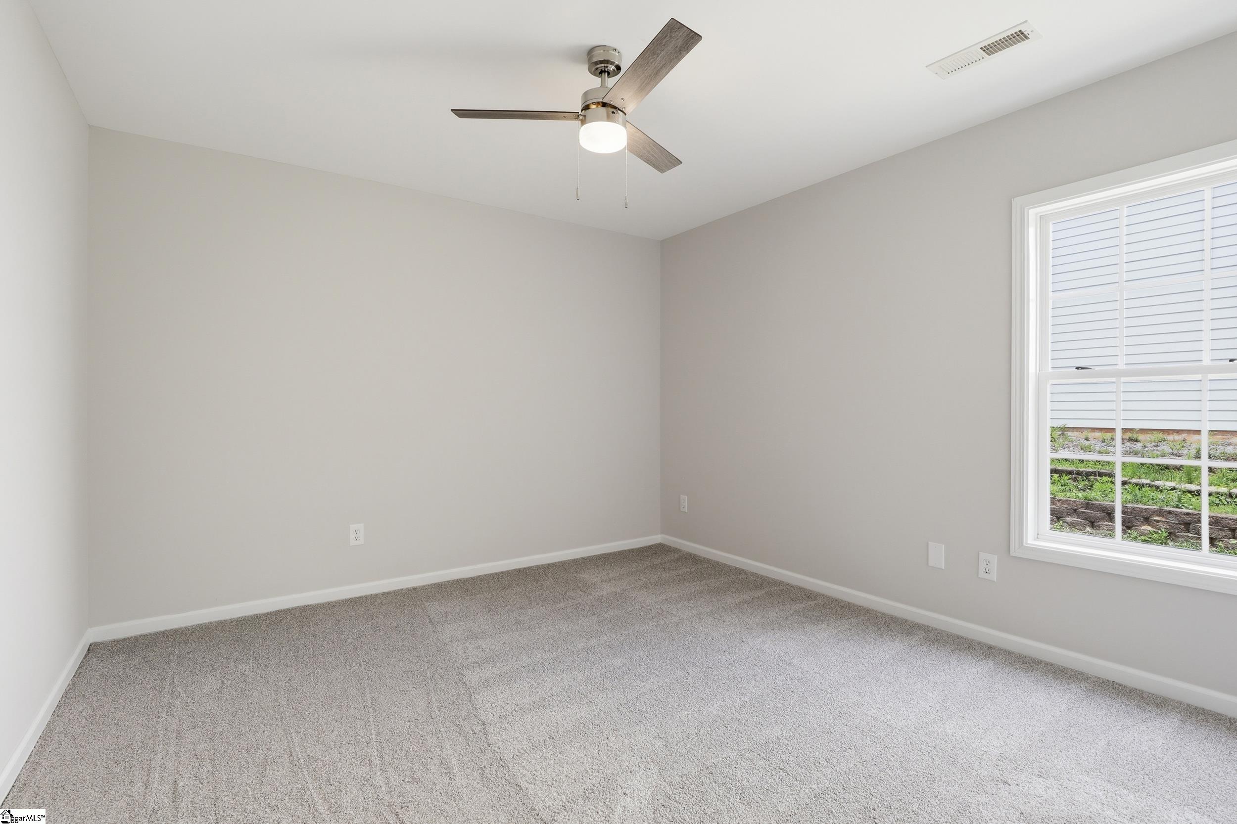 property viewer photo 25