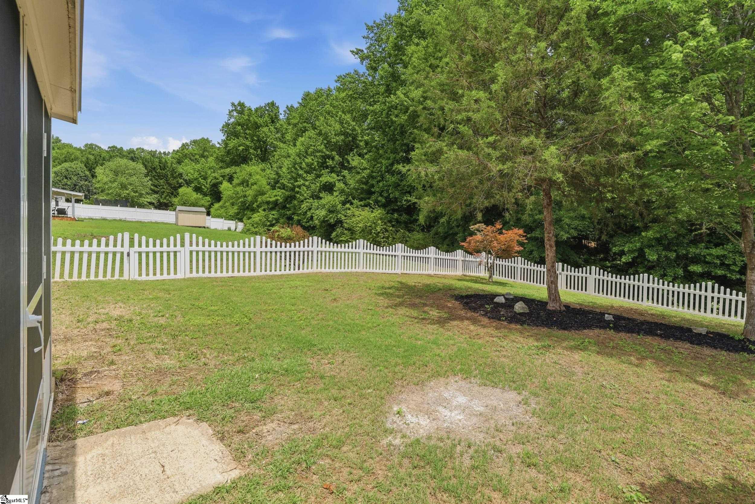 property viewer photo 30