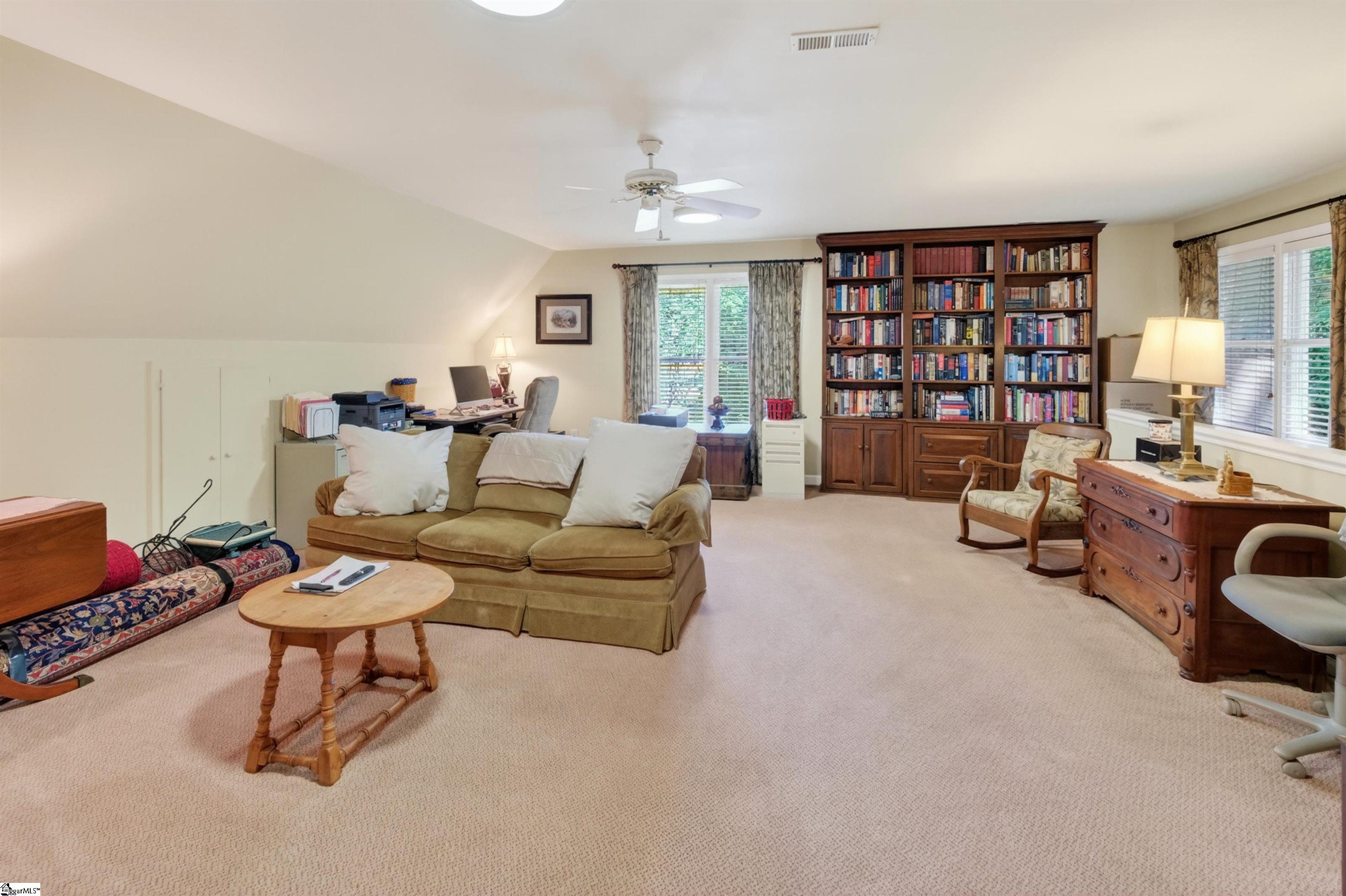 property viewer photo 19