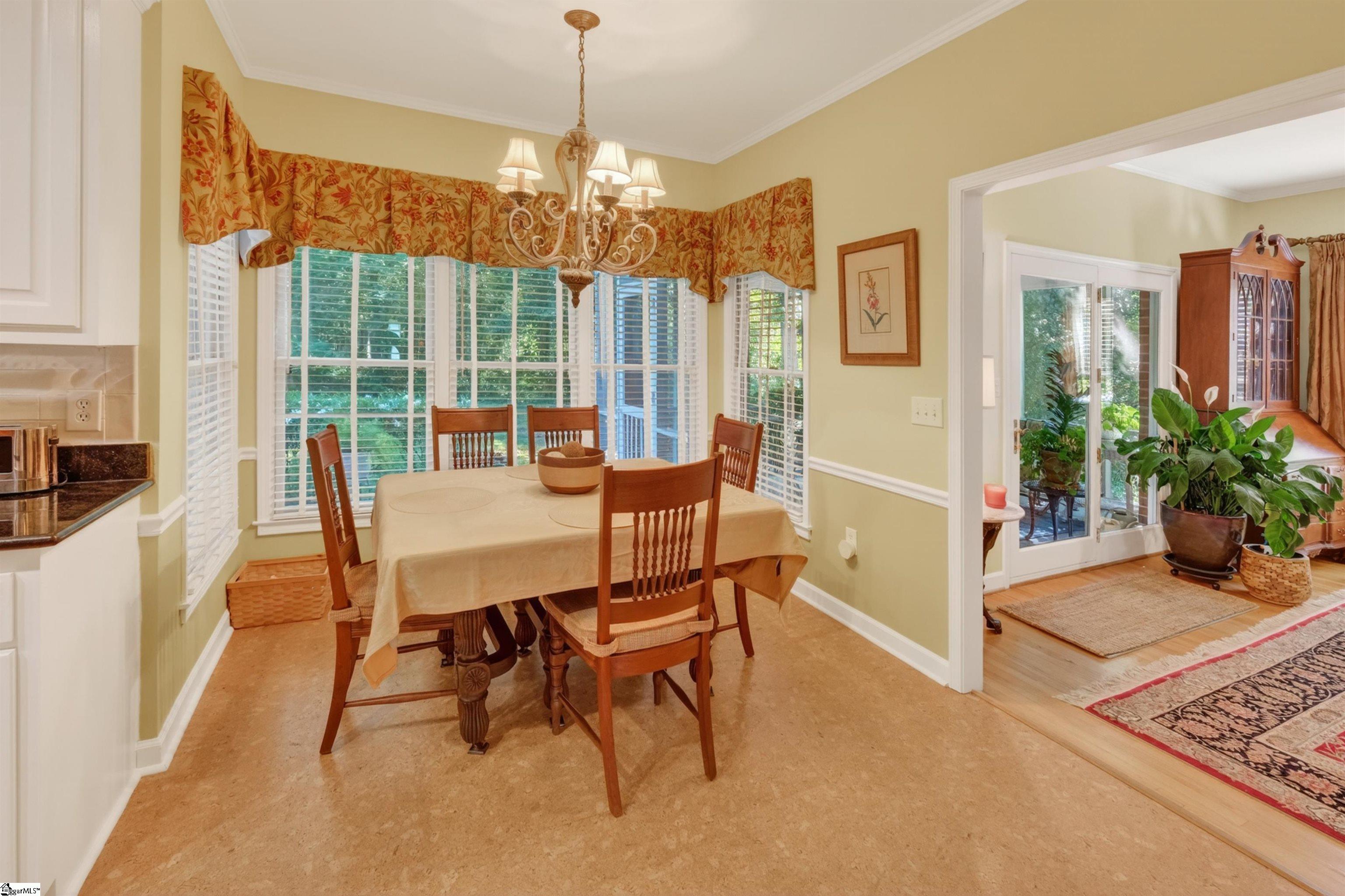 property viewer photo 7
