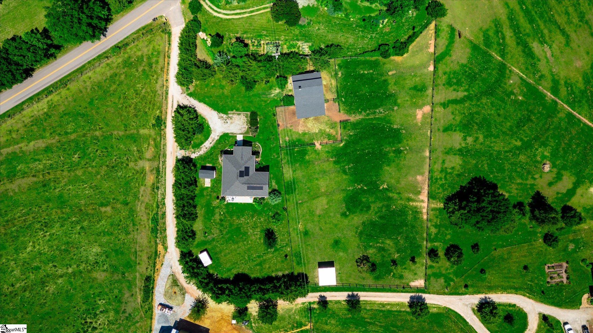 main property photo 33