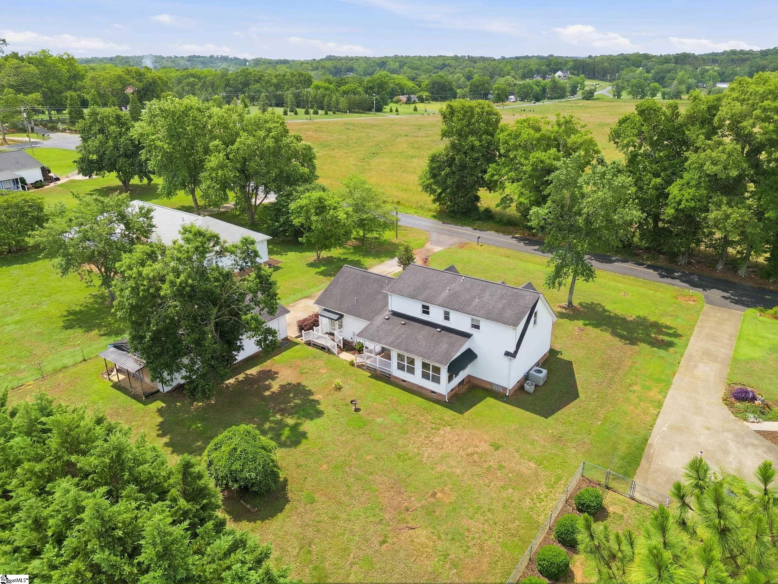 main property photo 41