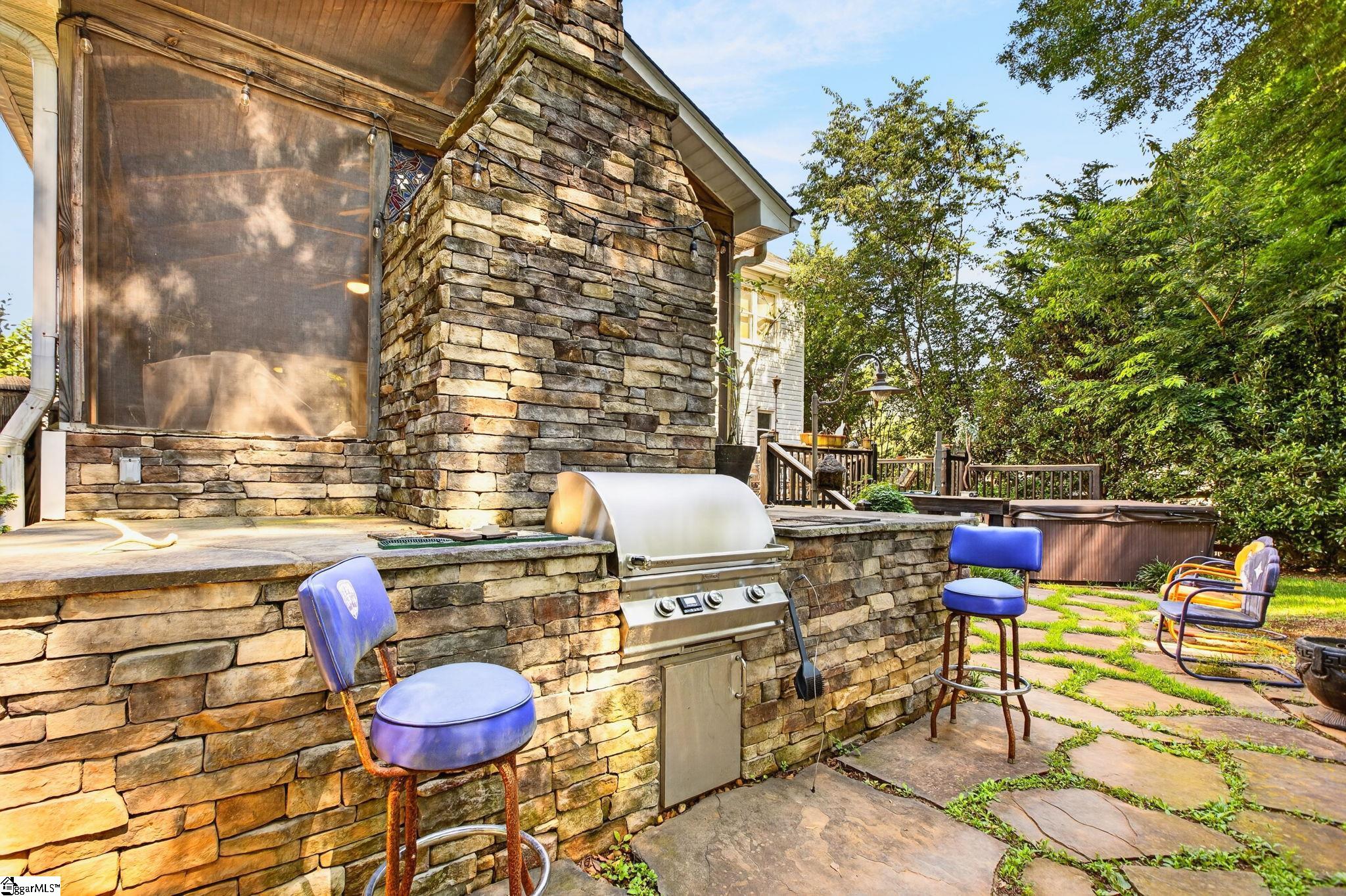 main property photo 44