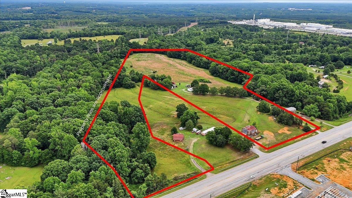 main property photo 19