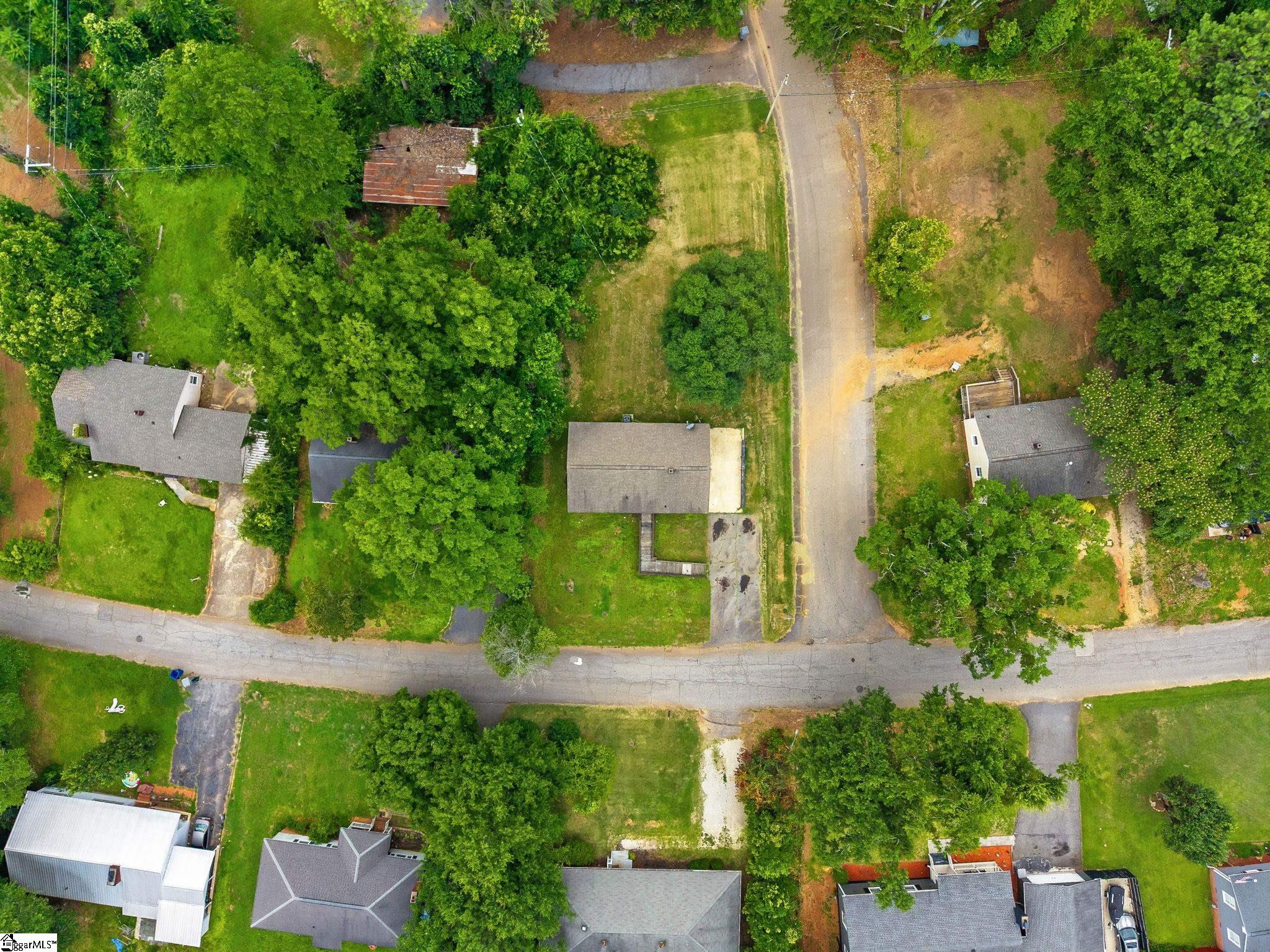 main property photo 33
