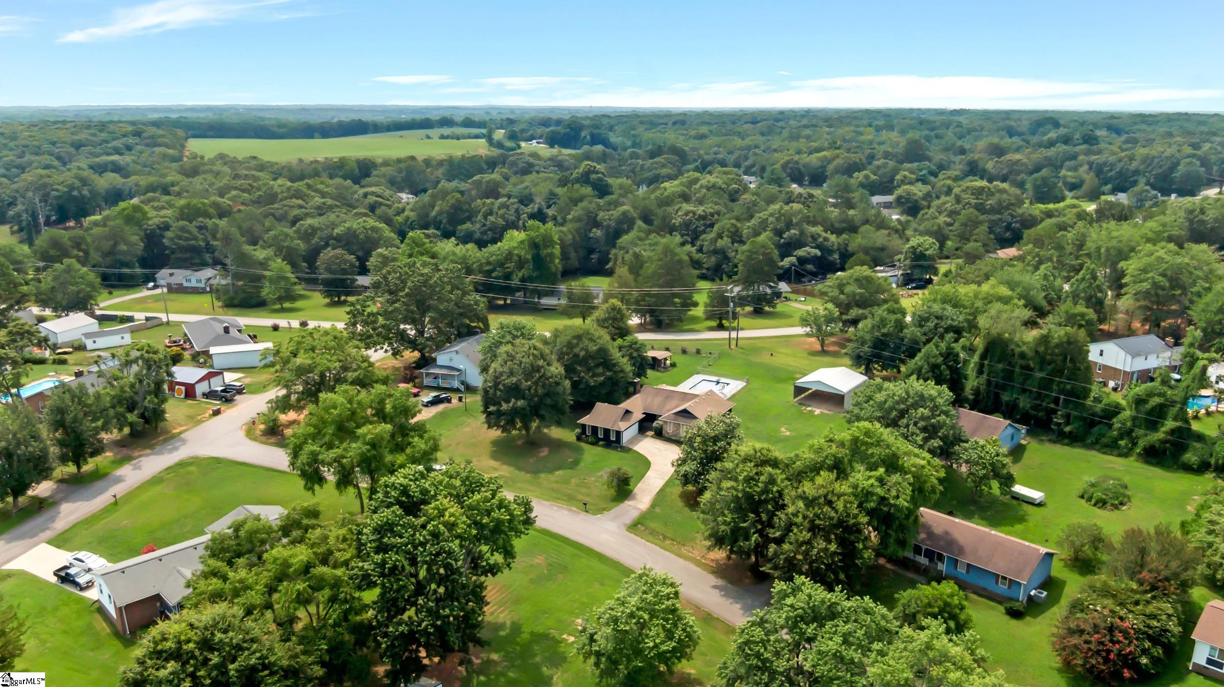 main property photo 33