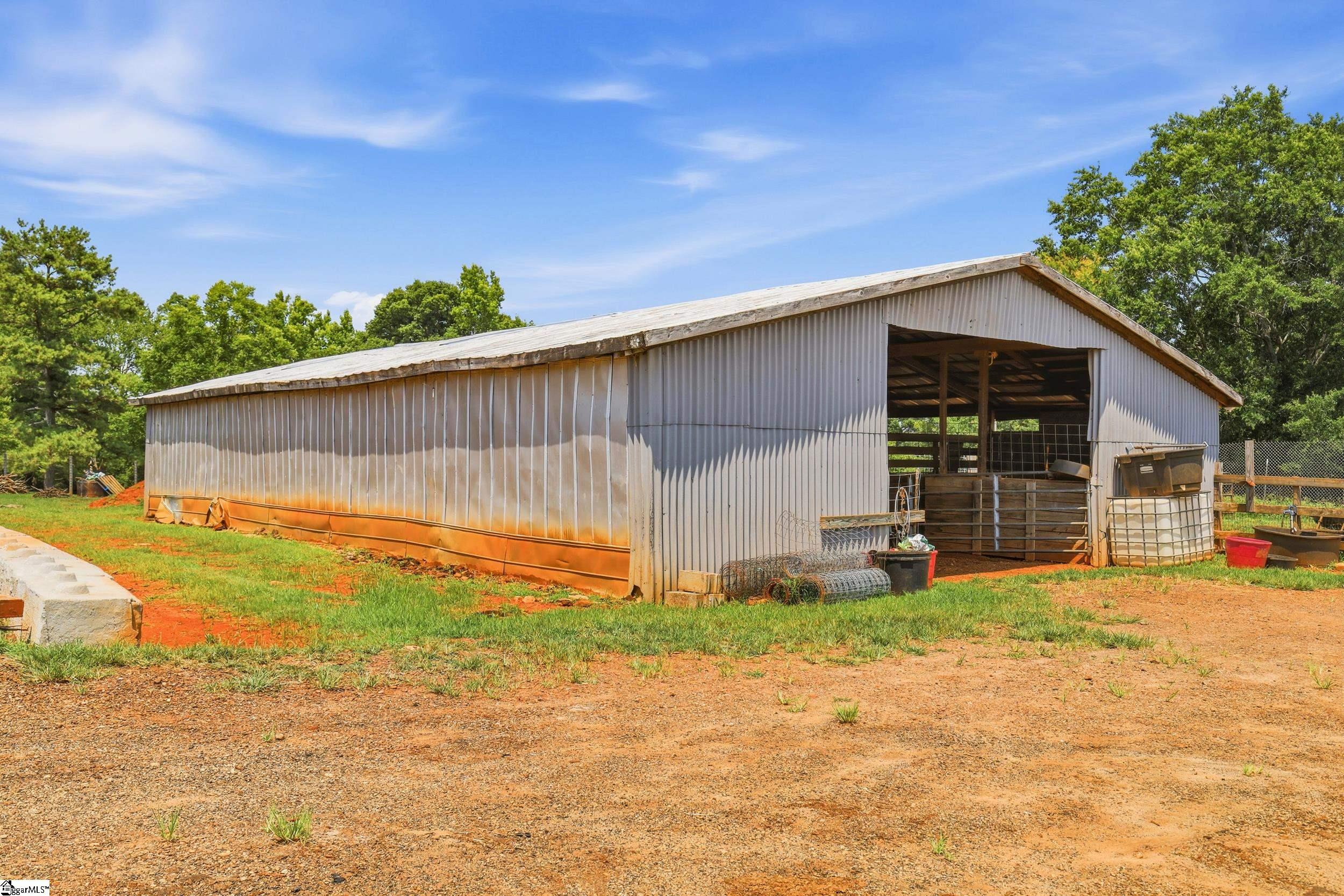 main property photo 10
