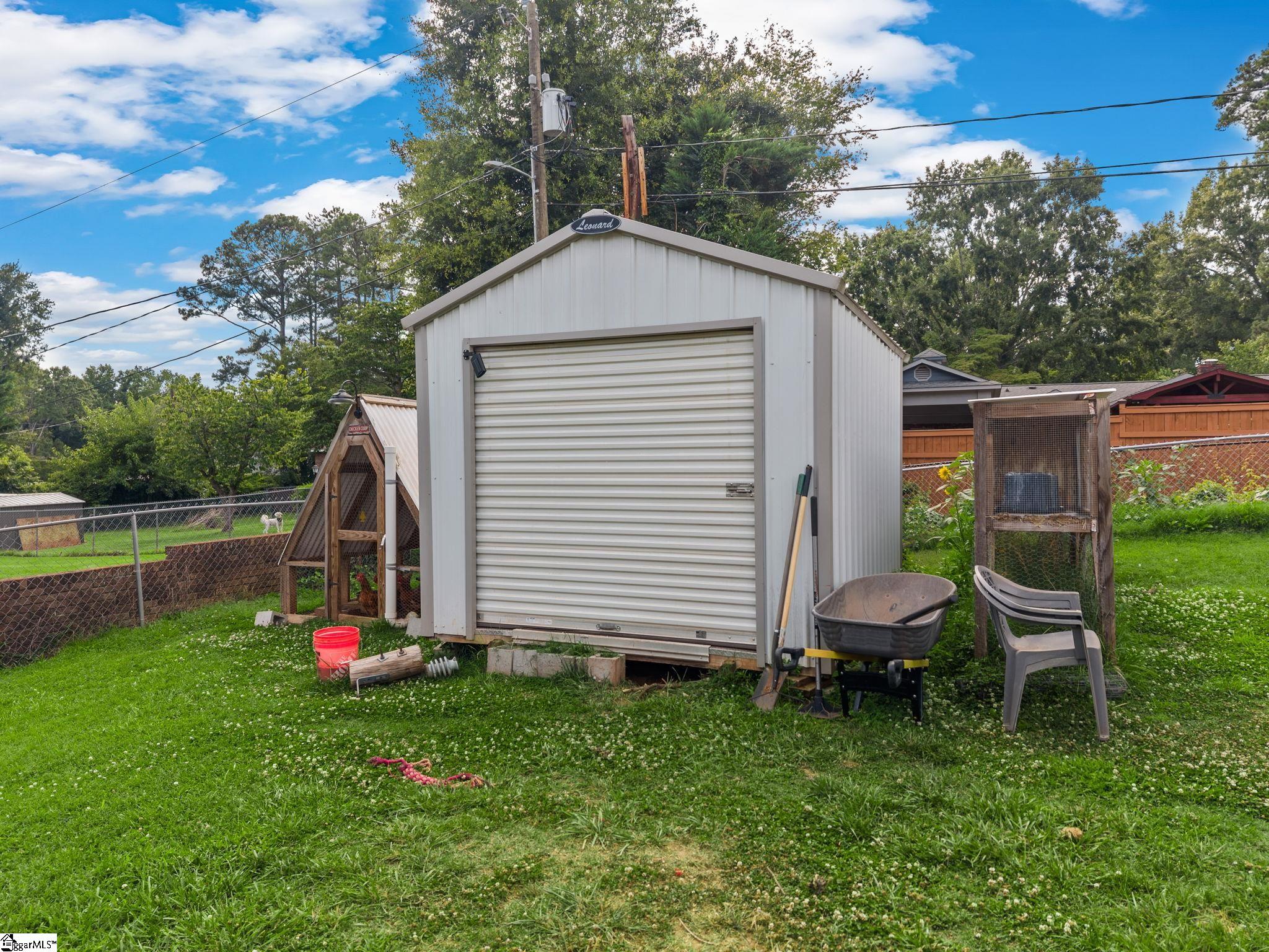 main property photo 41