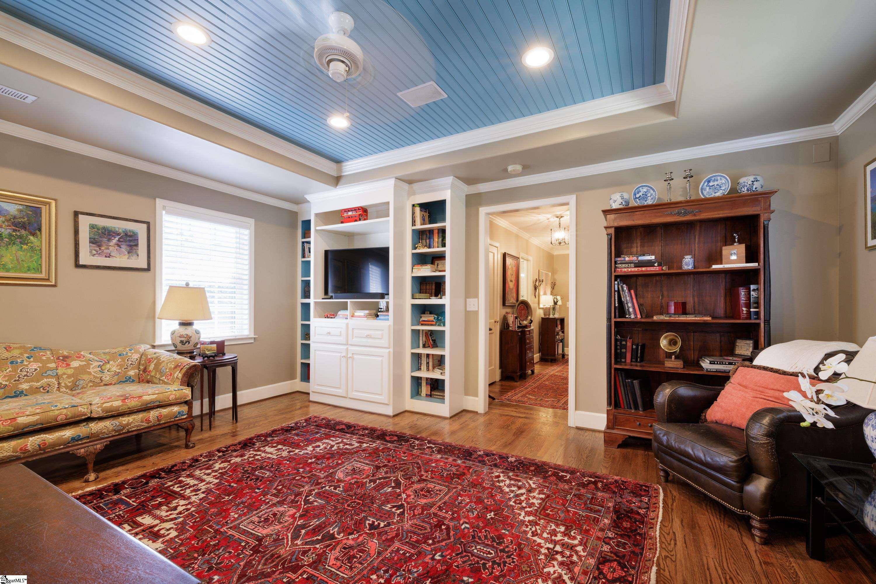 main property photo 24