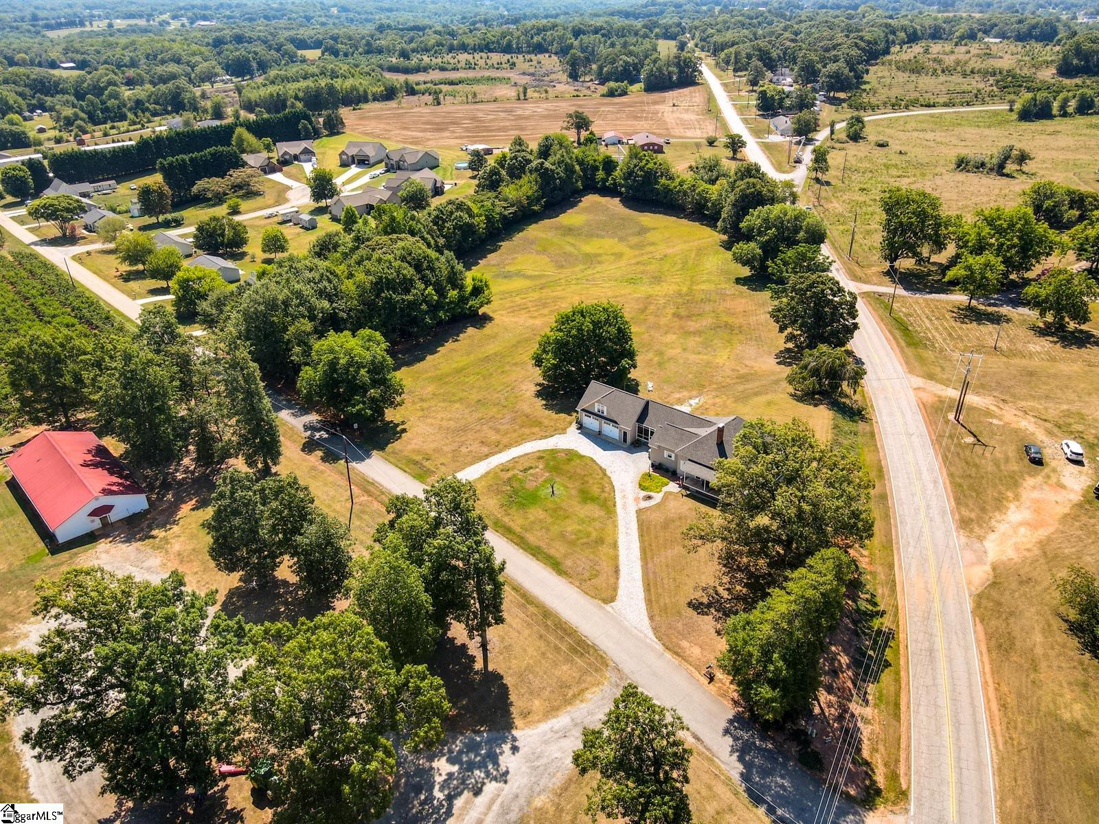 main property photo 40