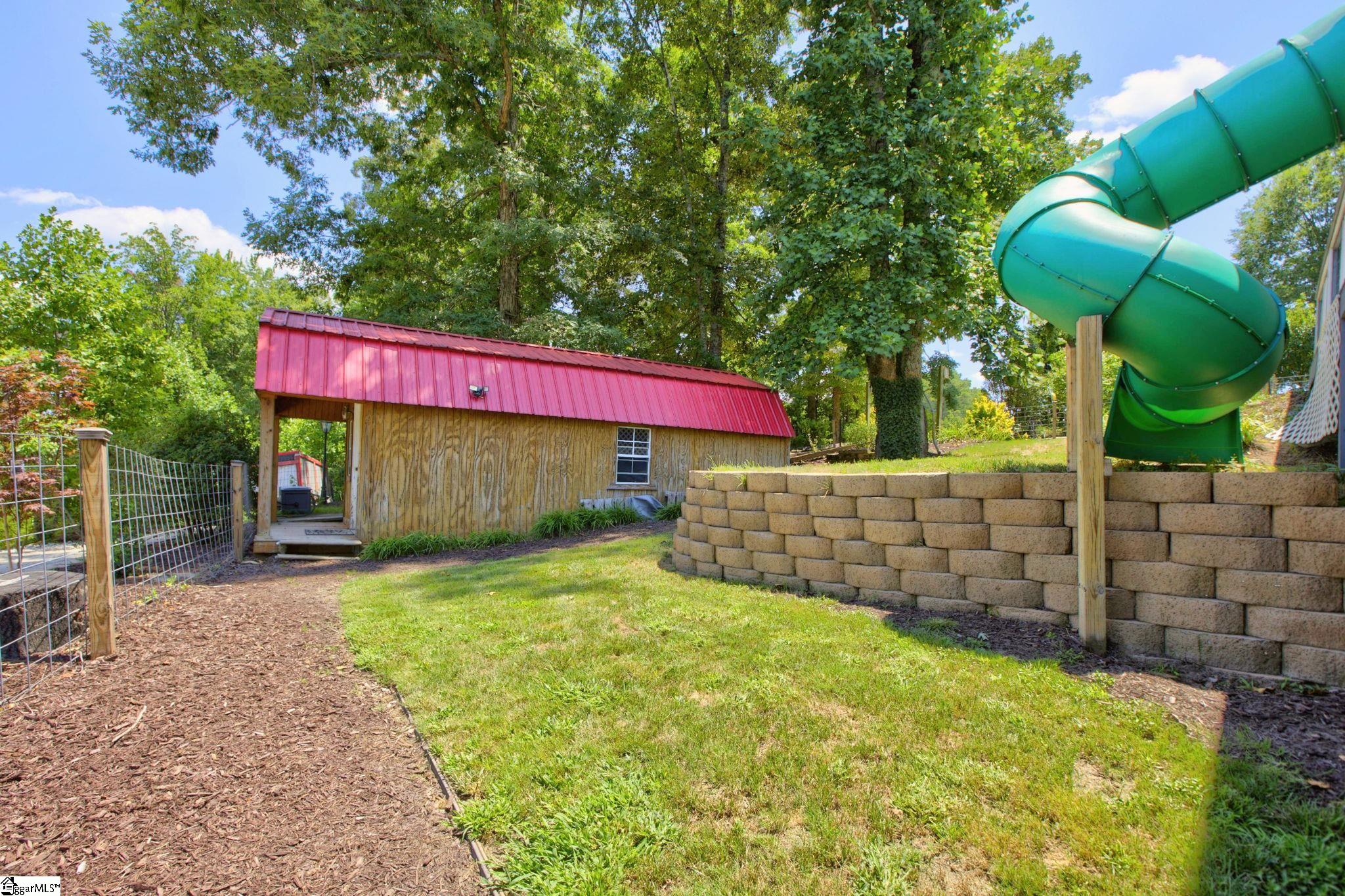 main property photo 41
