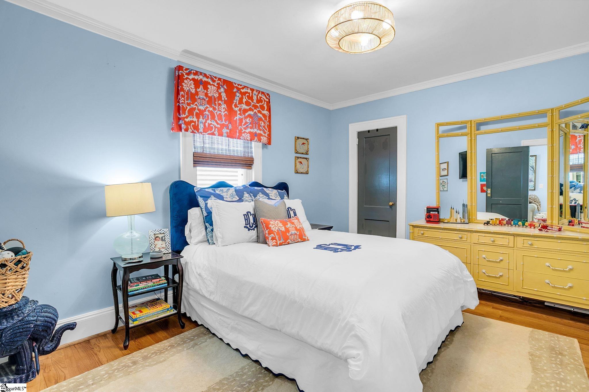 main property photo 18