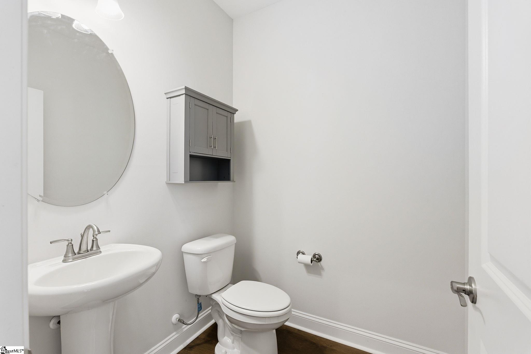 main property photo 25