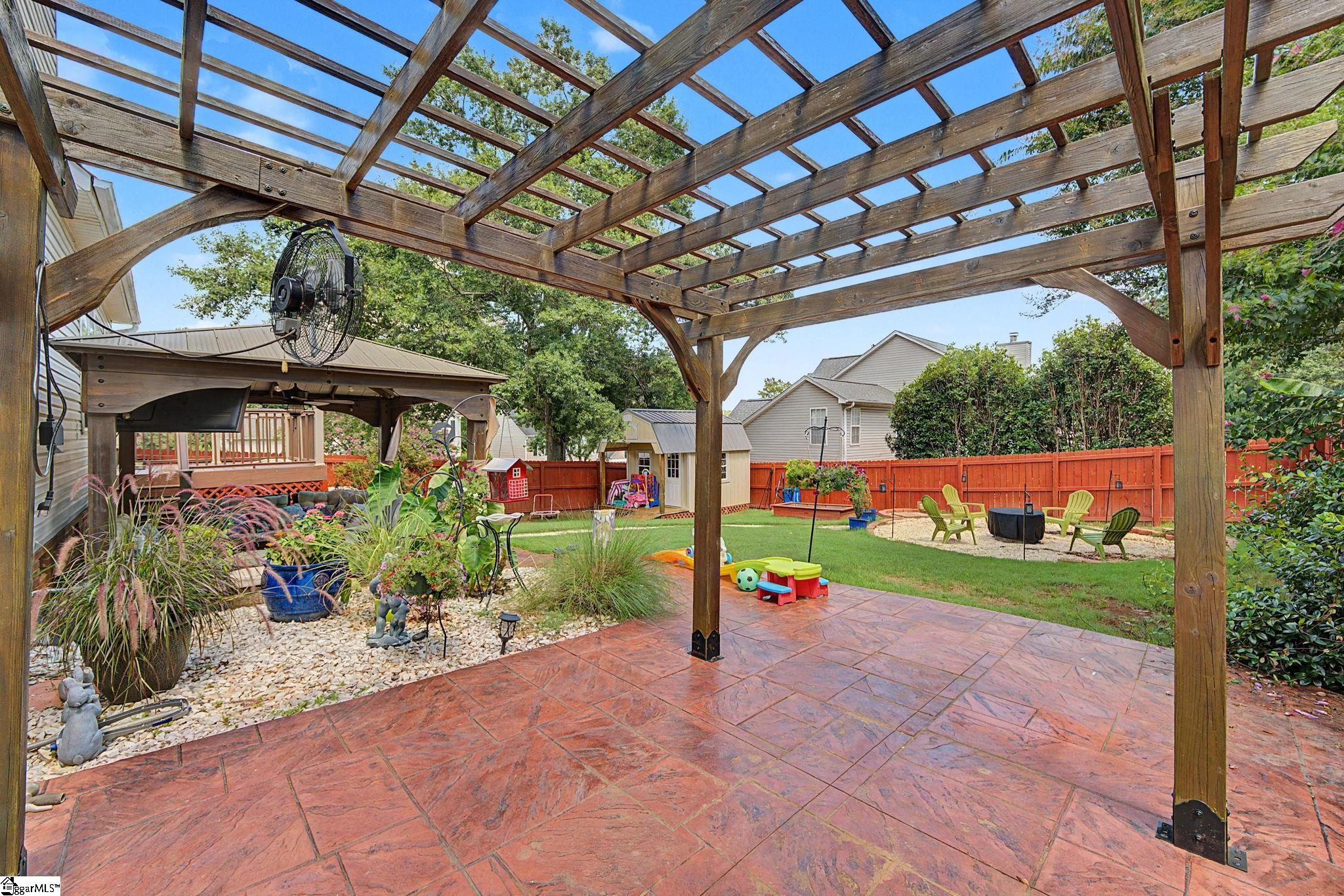 main property photo 36