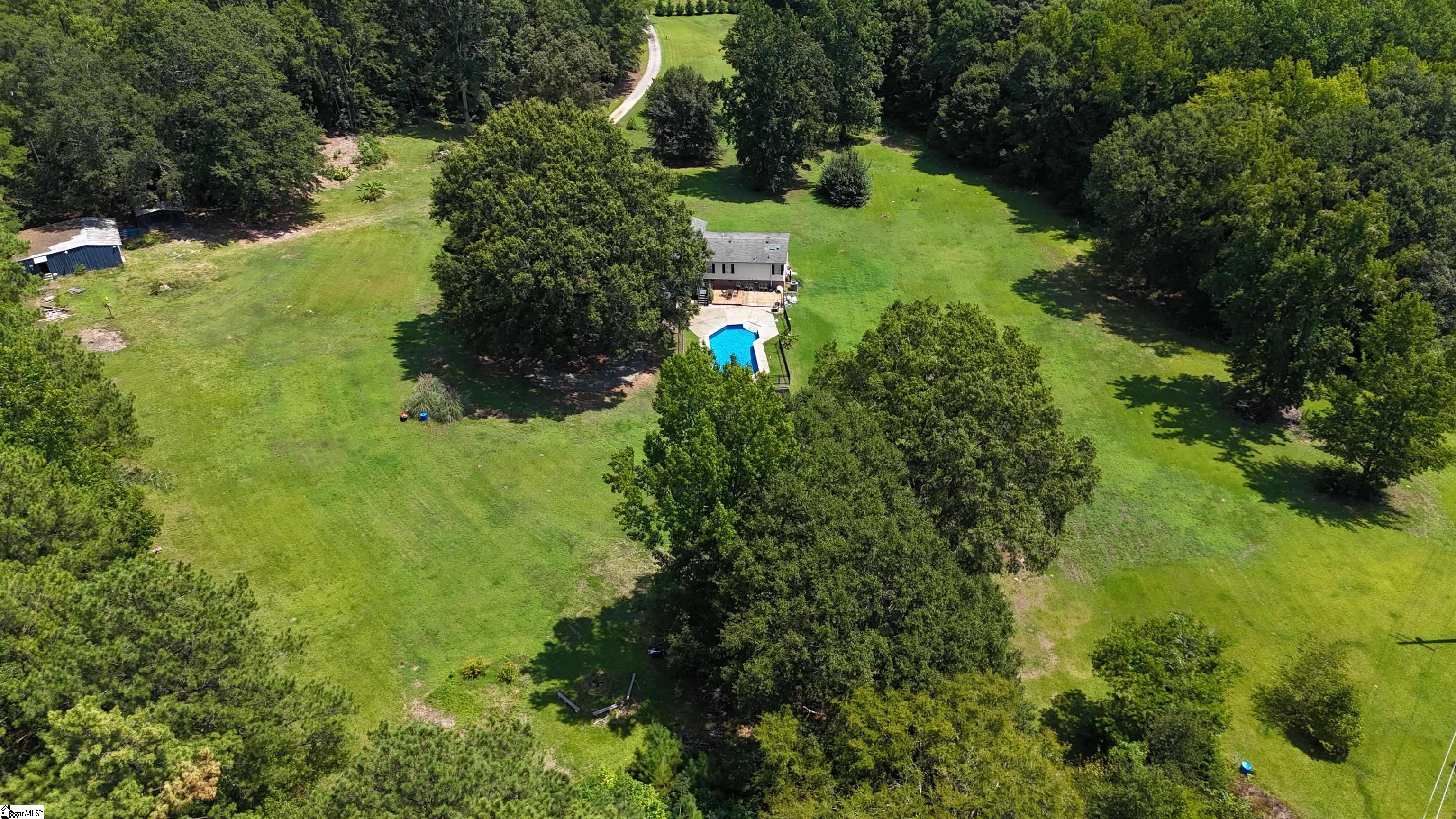 main property photo 45