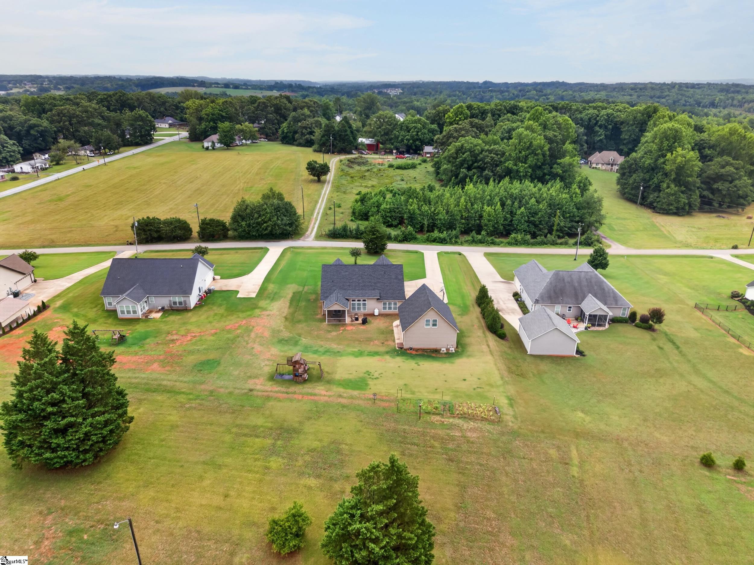 main property photo 43