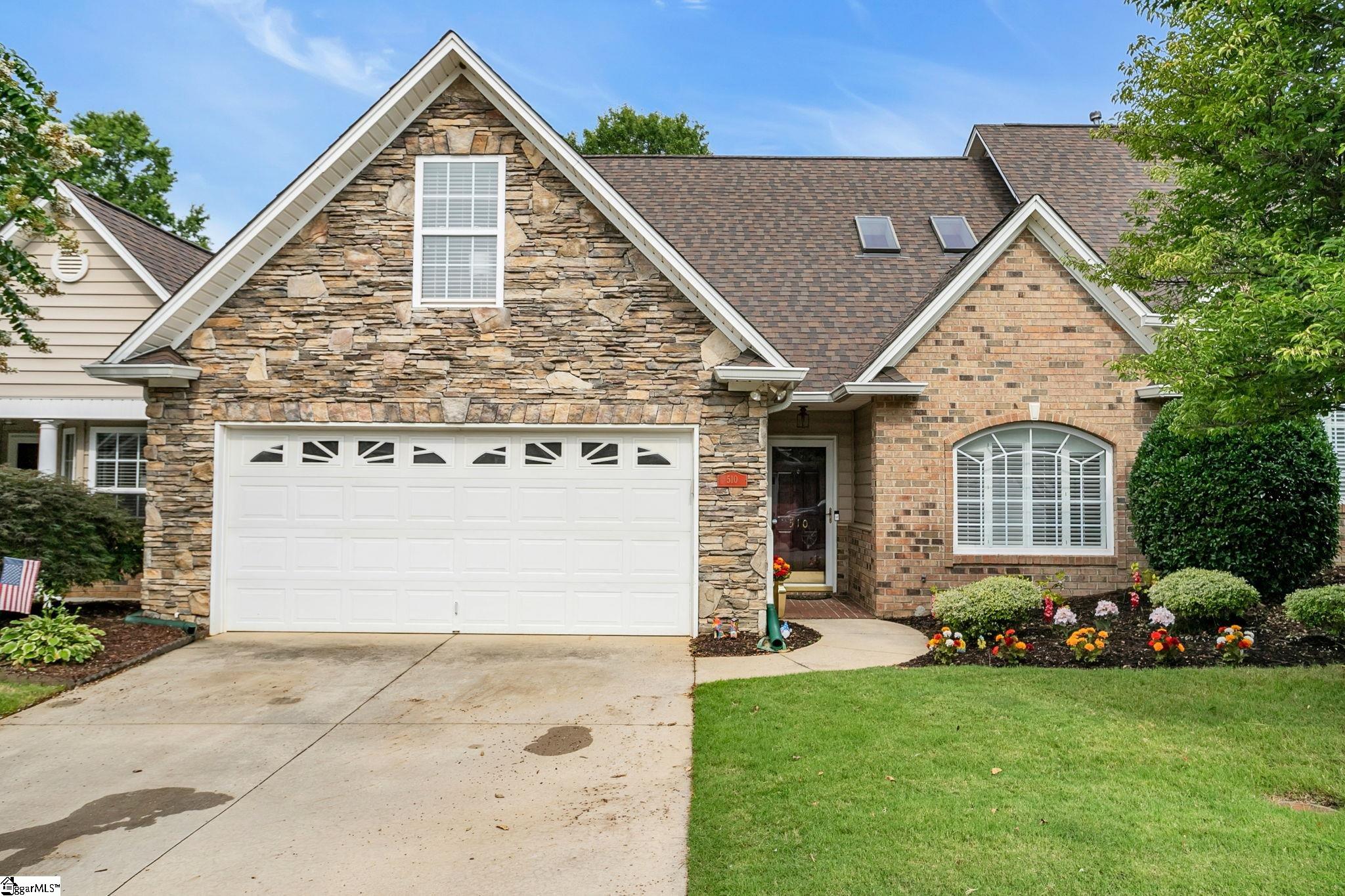 main property photo 0