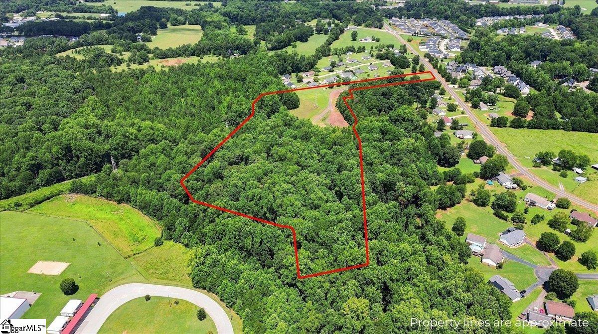 main property photo 13
