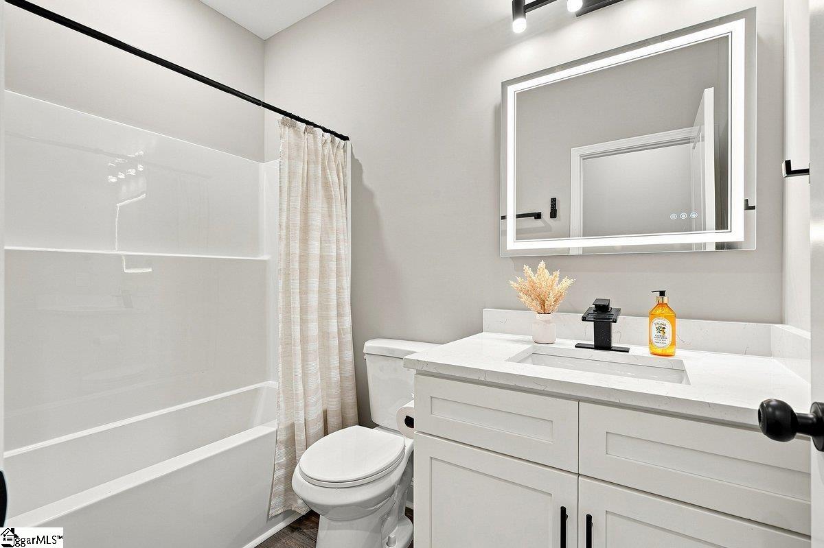 property viewer photo 30