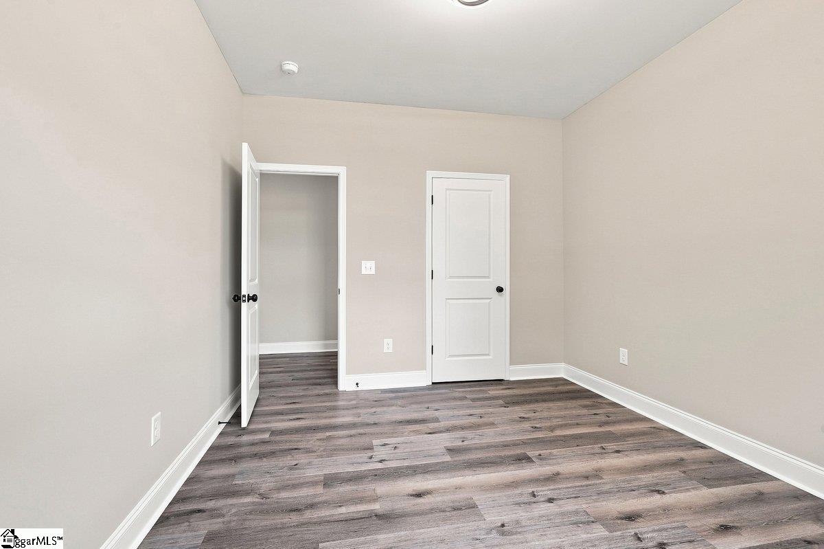 property viewer photo 32