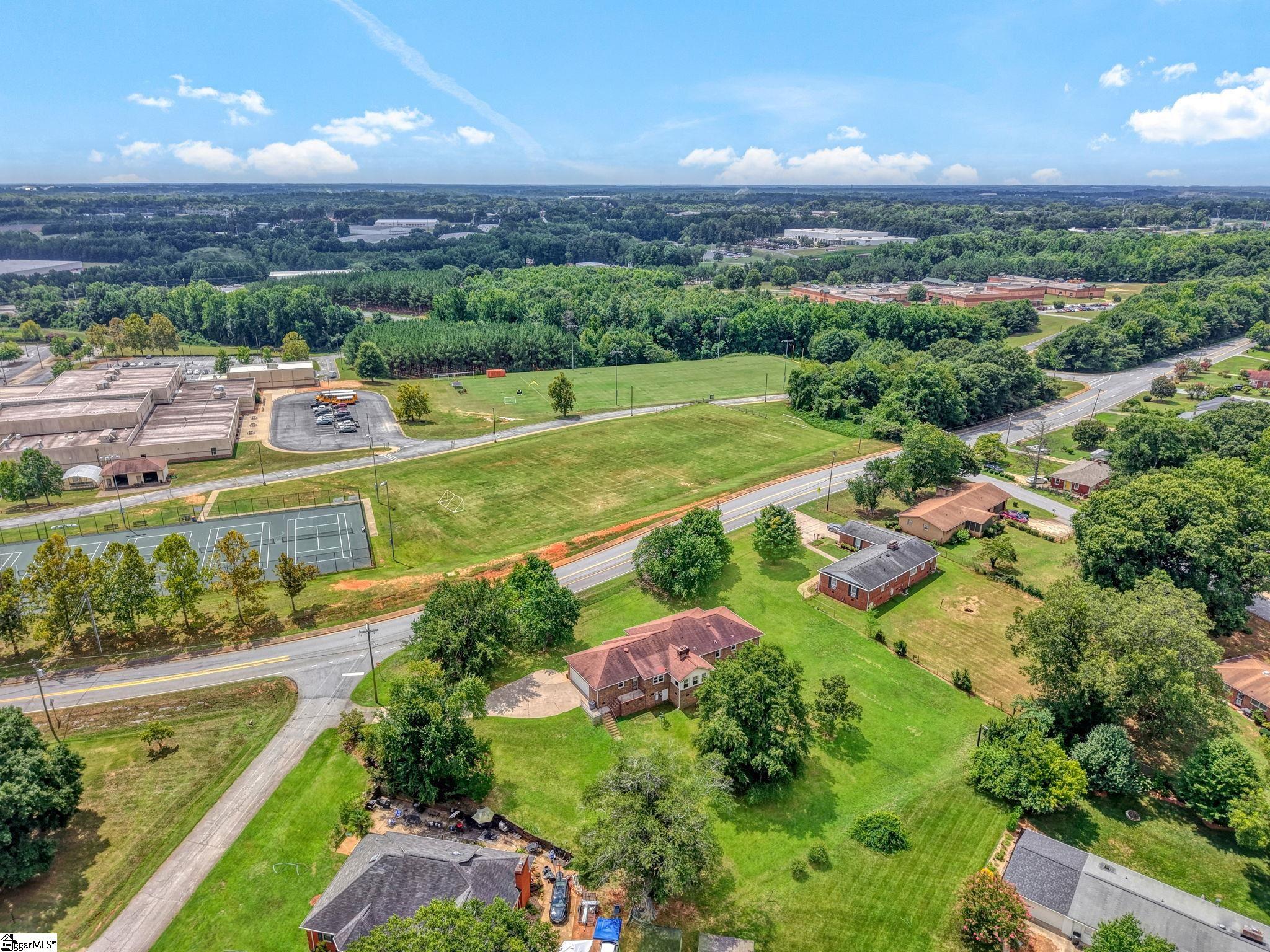 main property photo 41