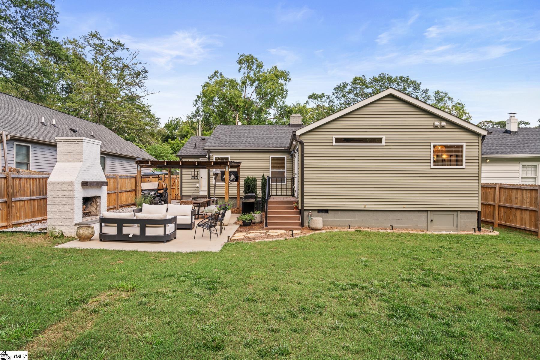 main property photo 32