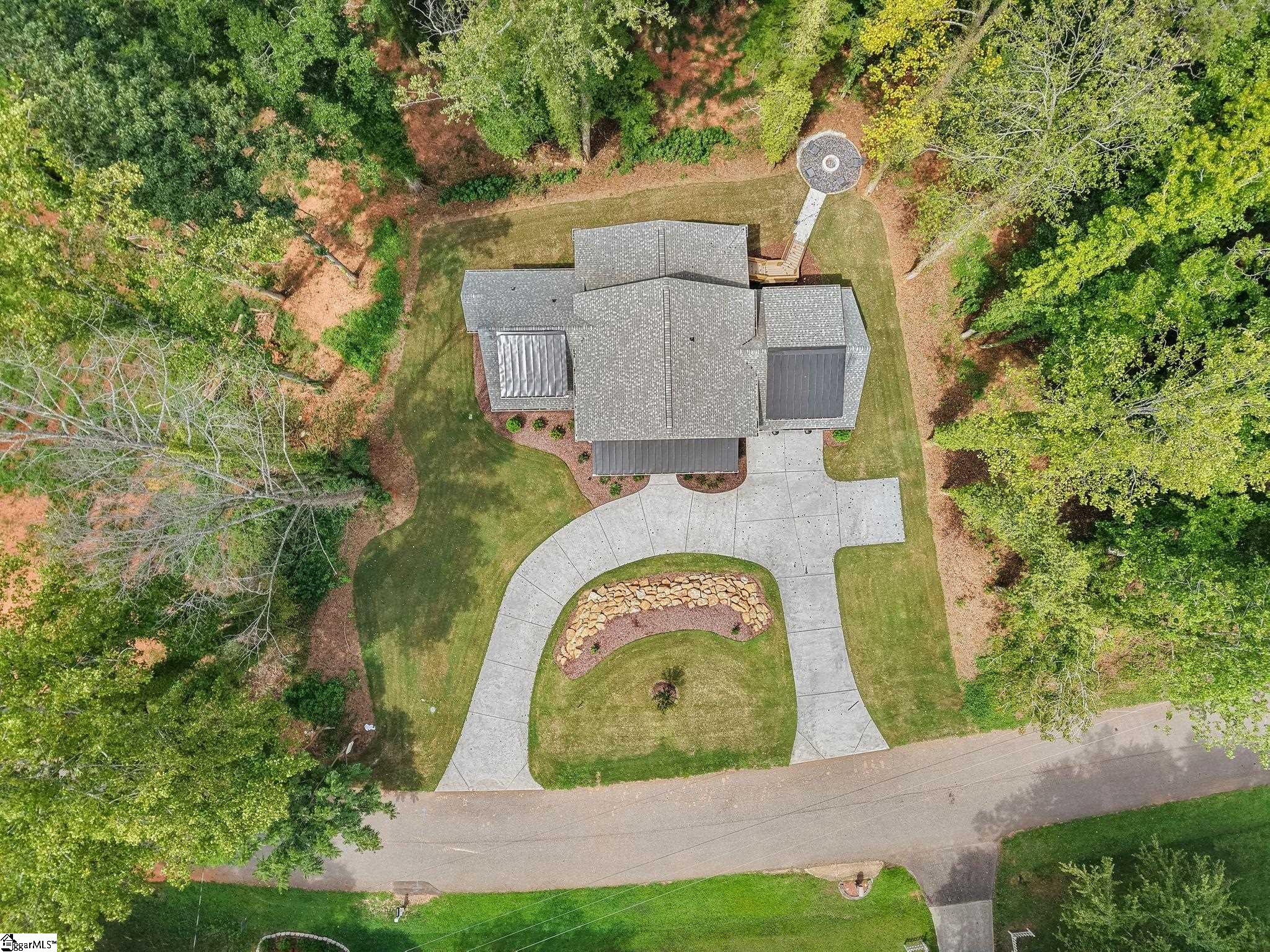main property photo 47