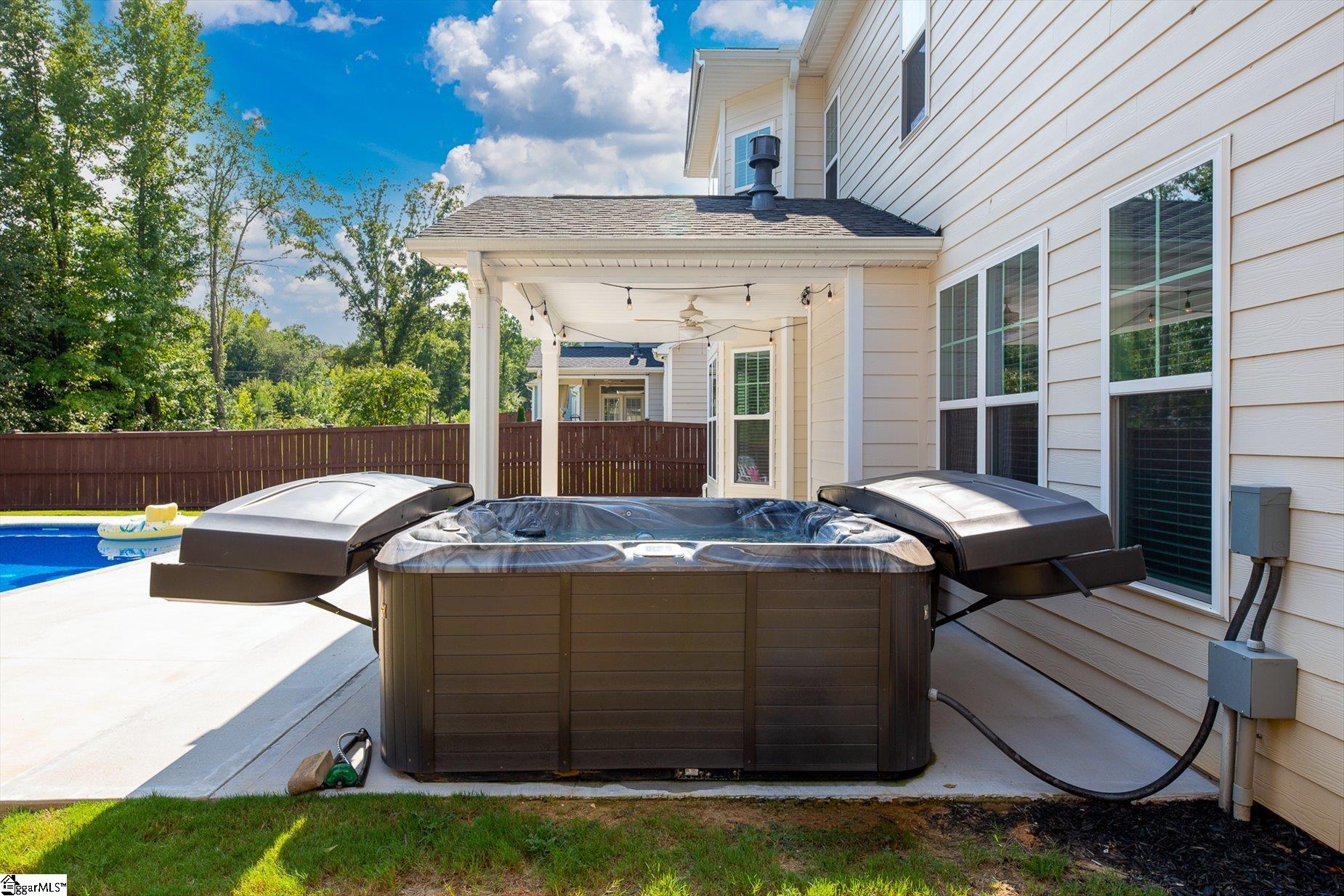 main property photo 43