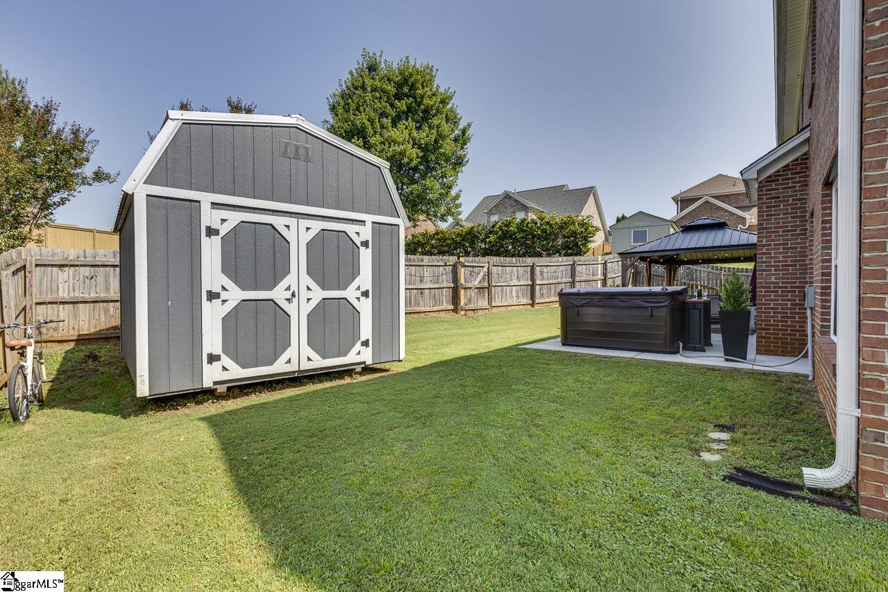 main property photo 42