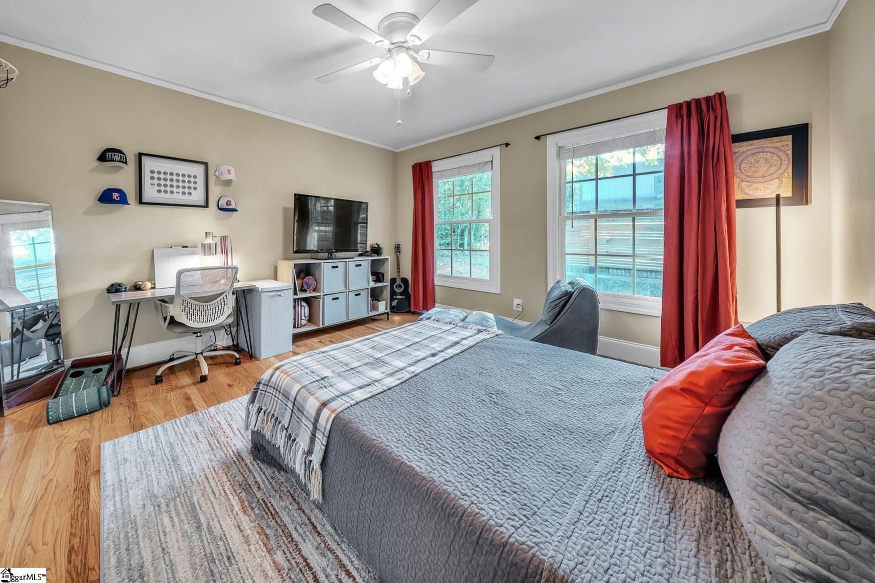 main property photo 34