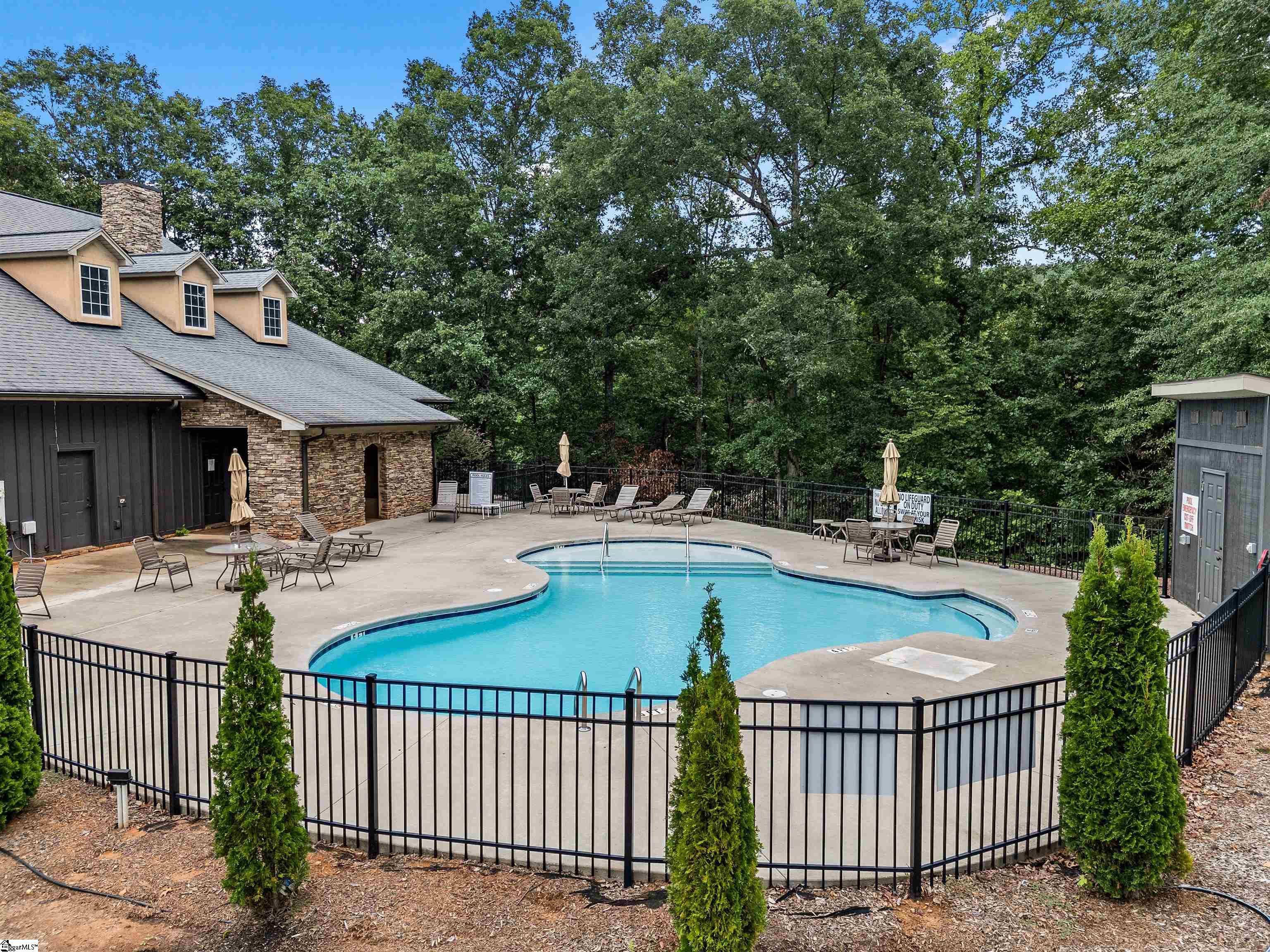 main property photo 47
