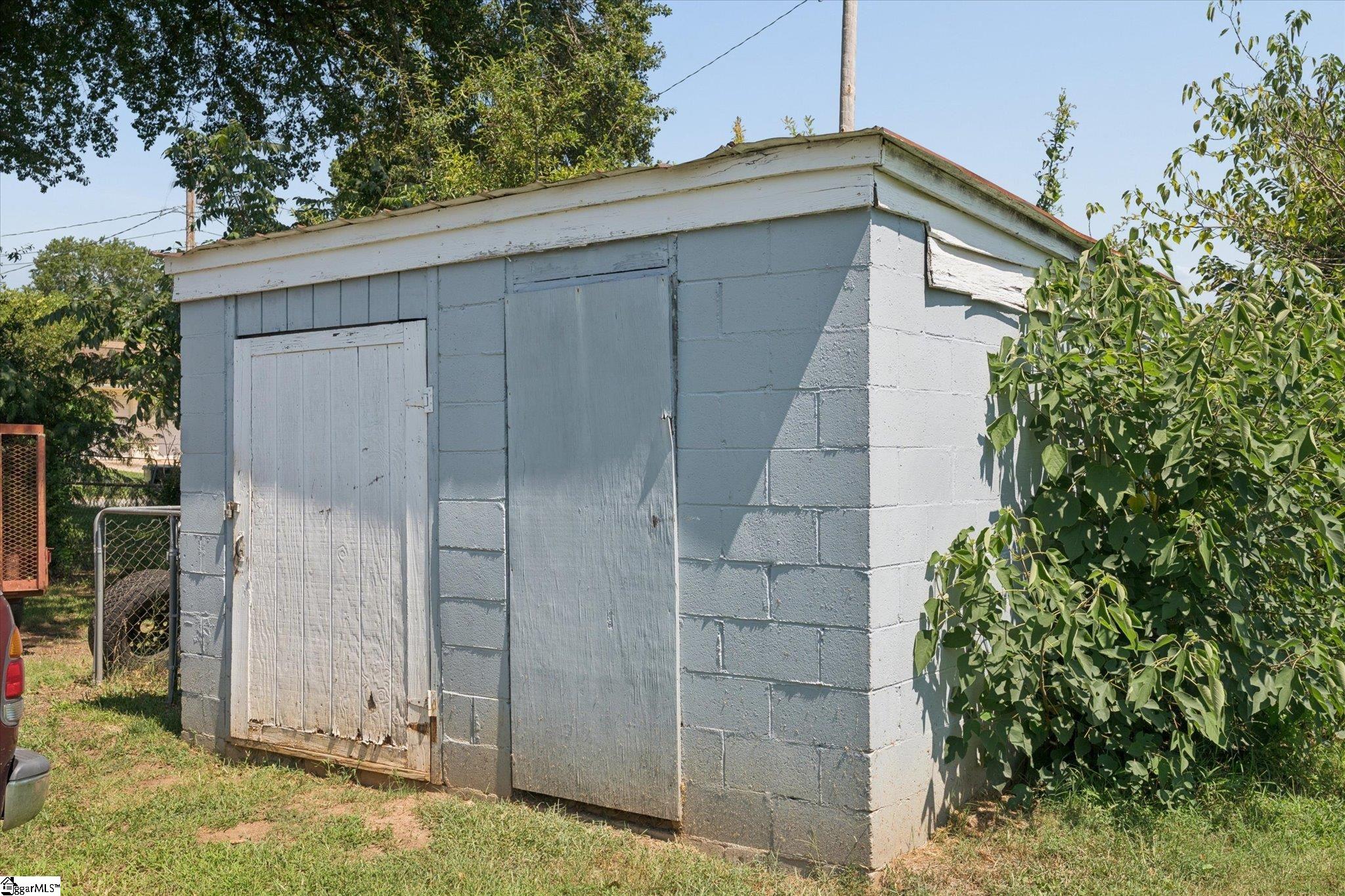 main property photo 26