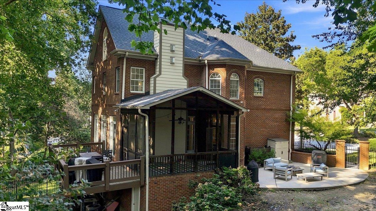main property photo 39